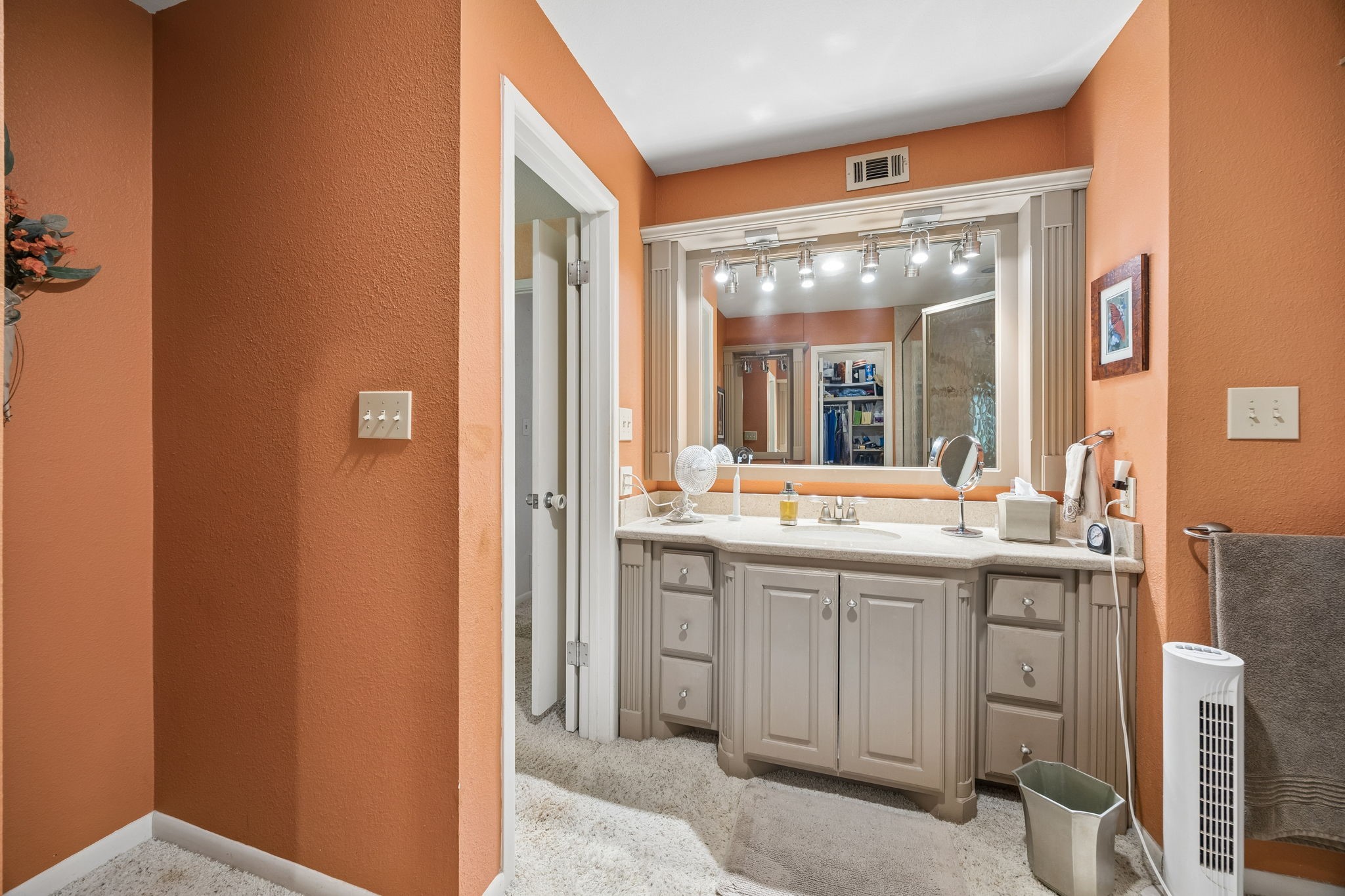 8160 San Cristobal Drive Dallas TX 75218