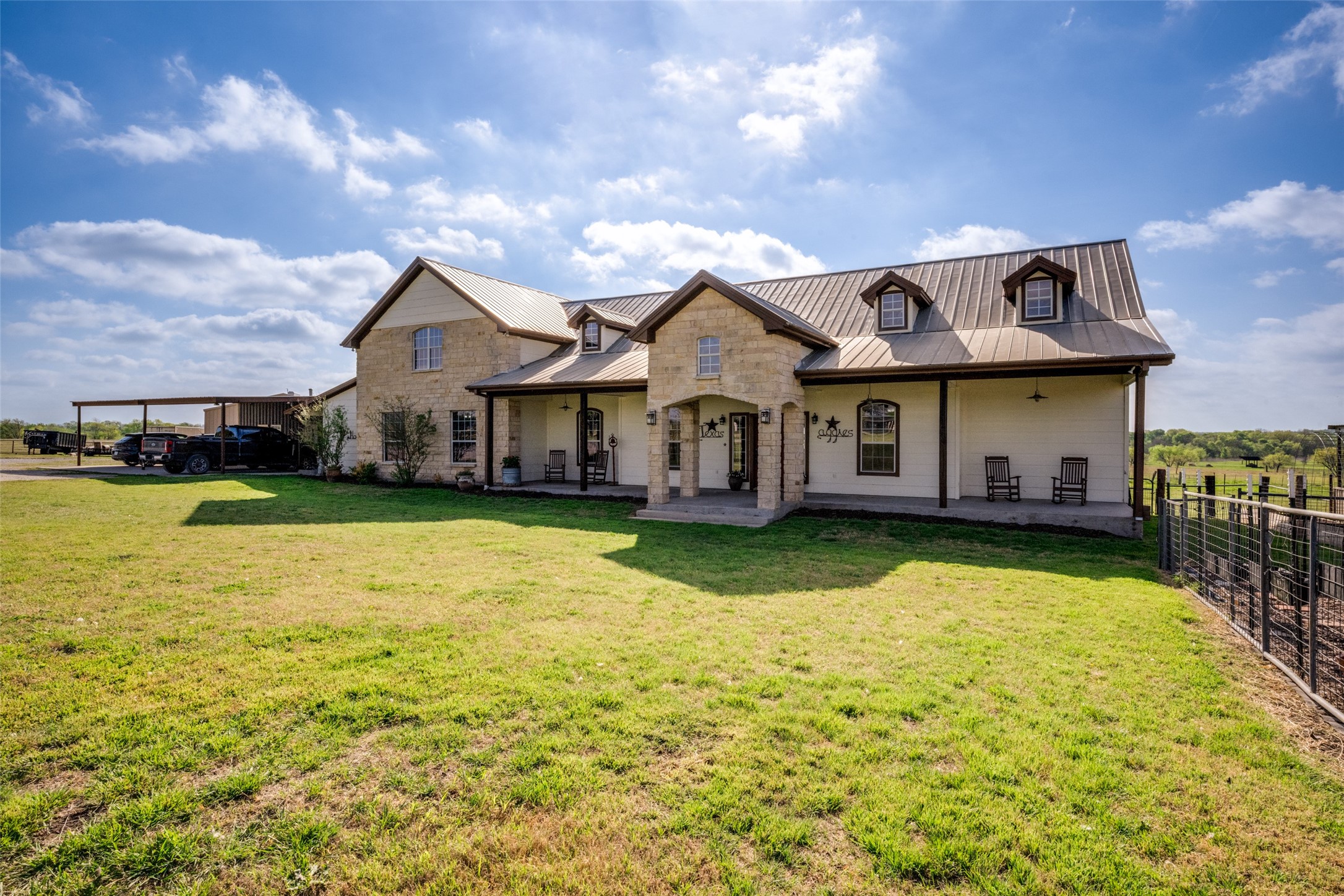 5855 Western Star Drive Justin TX 76247