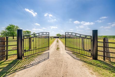 5855 Western Star Drive Justin TX 76247