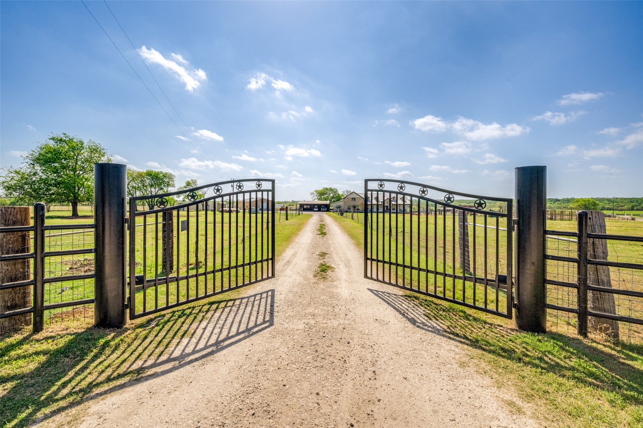 5855 Western Star Drive Justin TX 76247