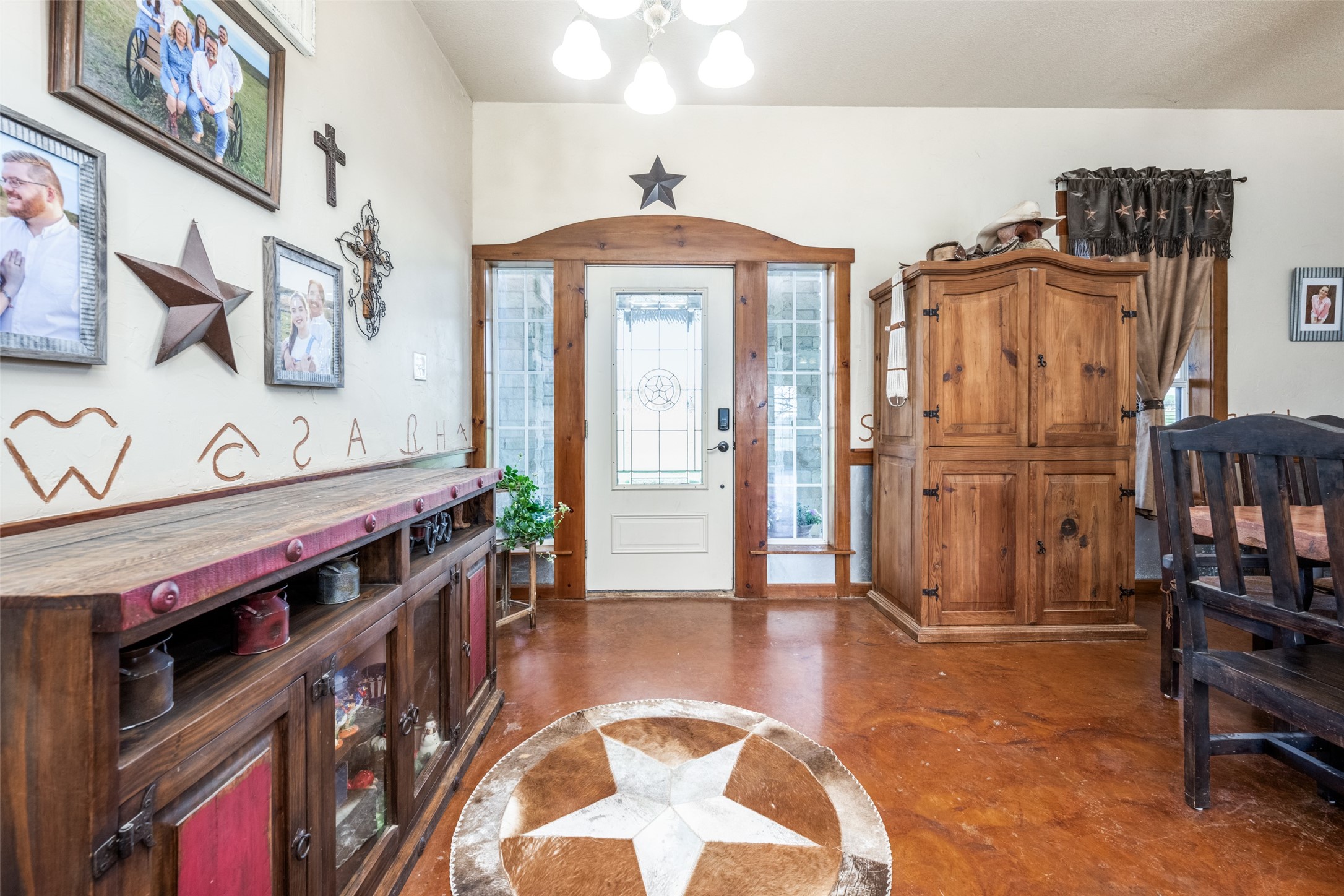 5855 Western Star Drive Justin TX 76247