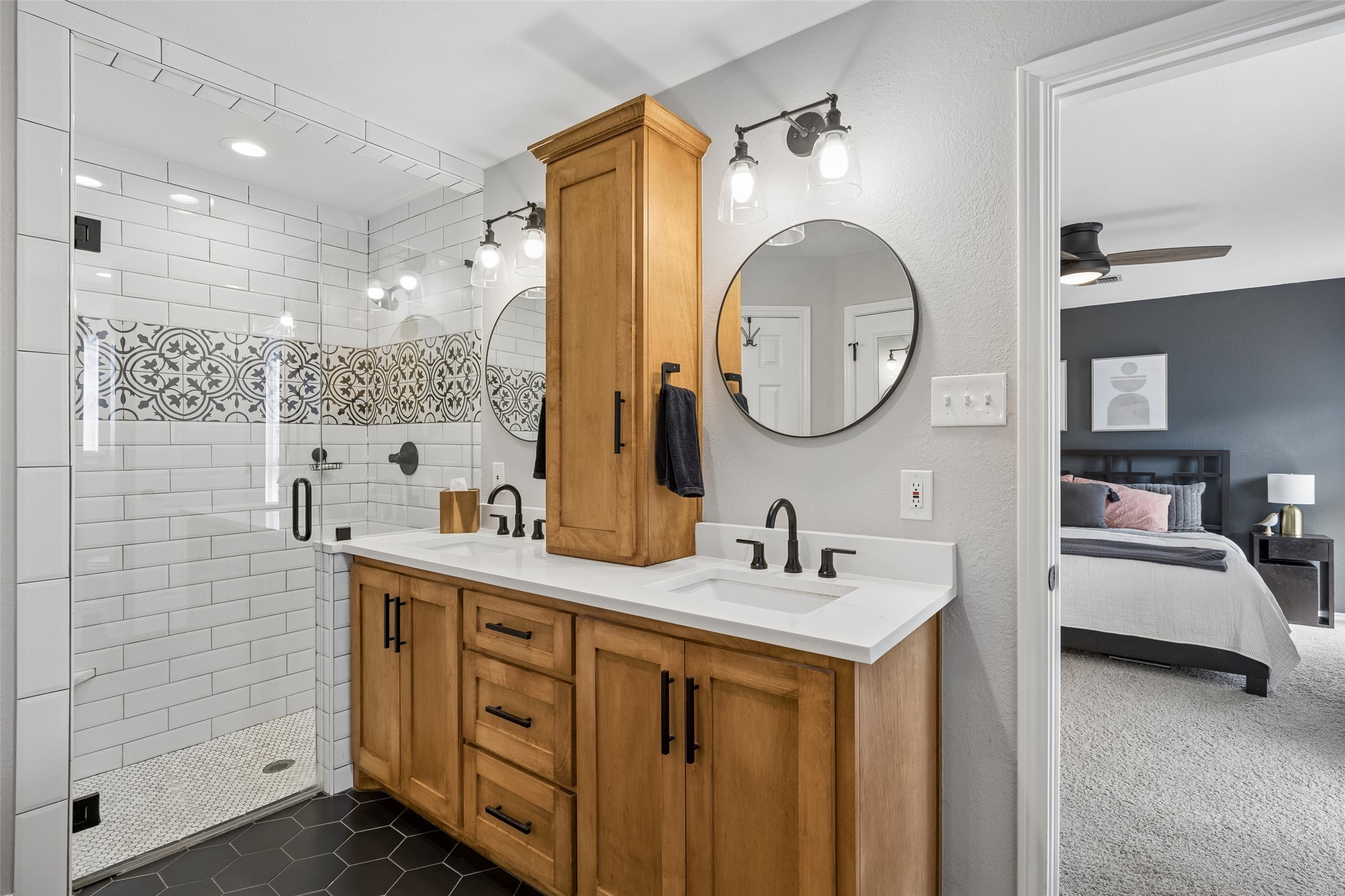 6828 Moss Lane North Richland Hills TX 76182