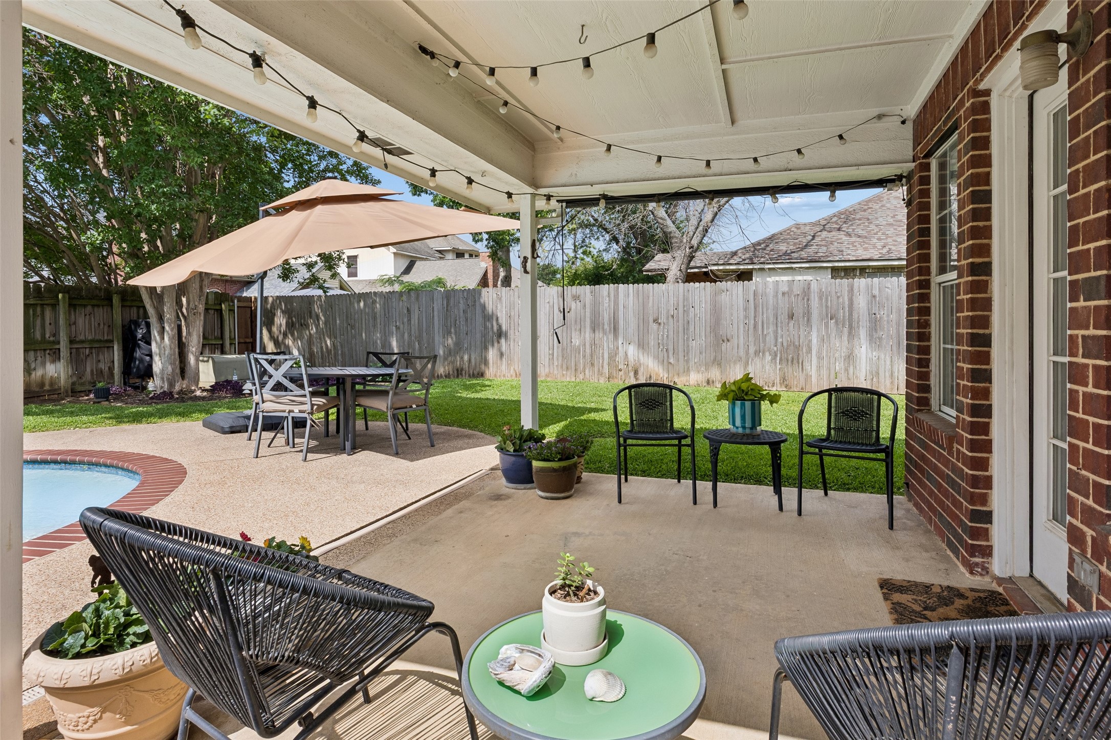 6828 Moss Lane North Richland Hills TX 76182