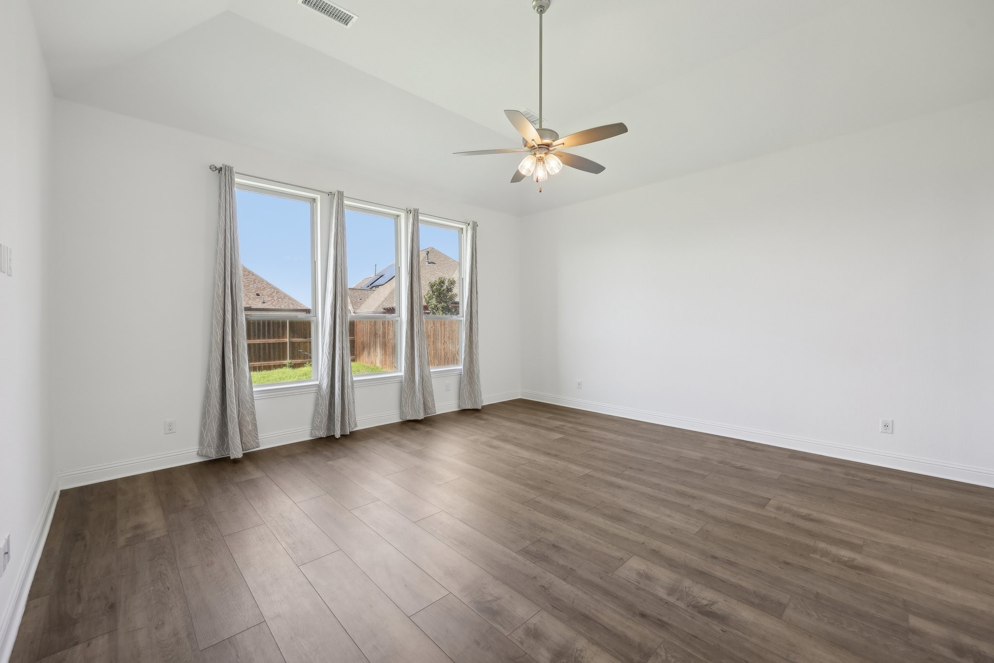 4101 Hawthorn Drive Aubrey TX 76227