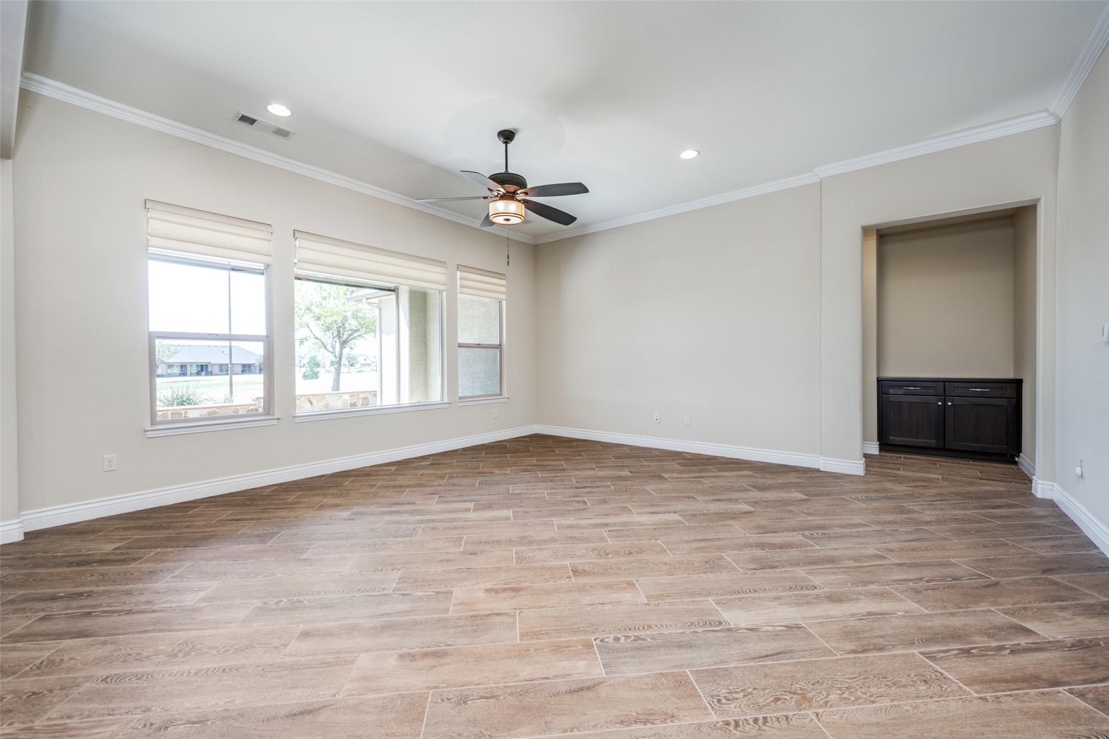 11901 Southerland Drive Denton TX 76207
