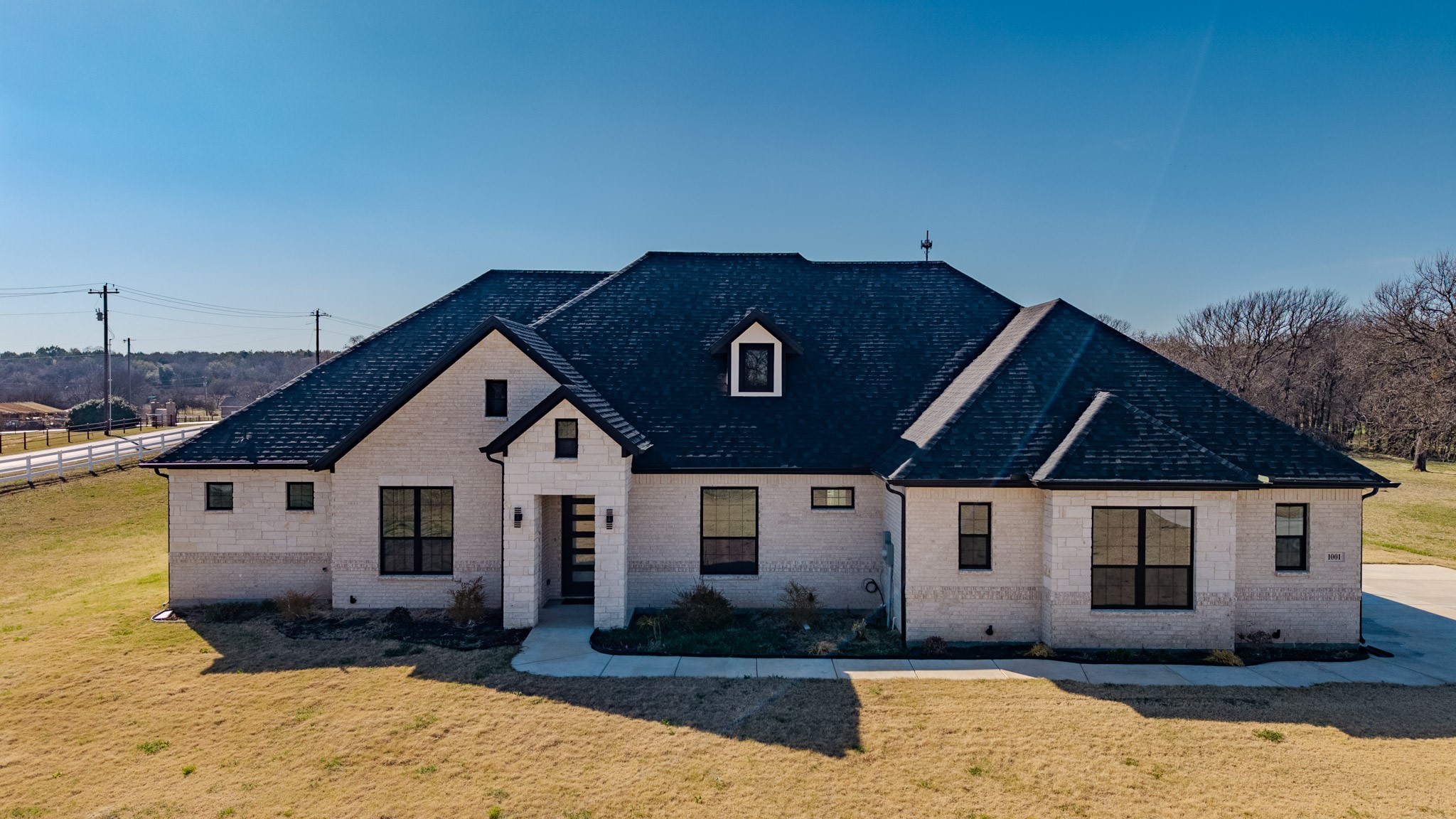 1001 Henry Way Springtown TX 76082