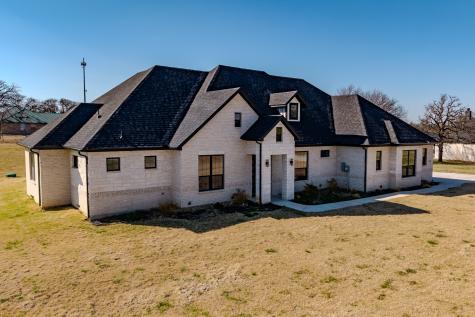 1001 Henry Way Springtown TX 76082