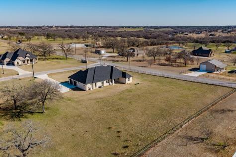 1001 Henry Way Springtown TX 76082