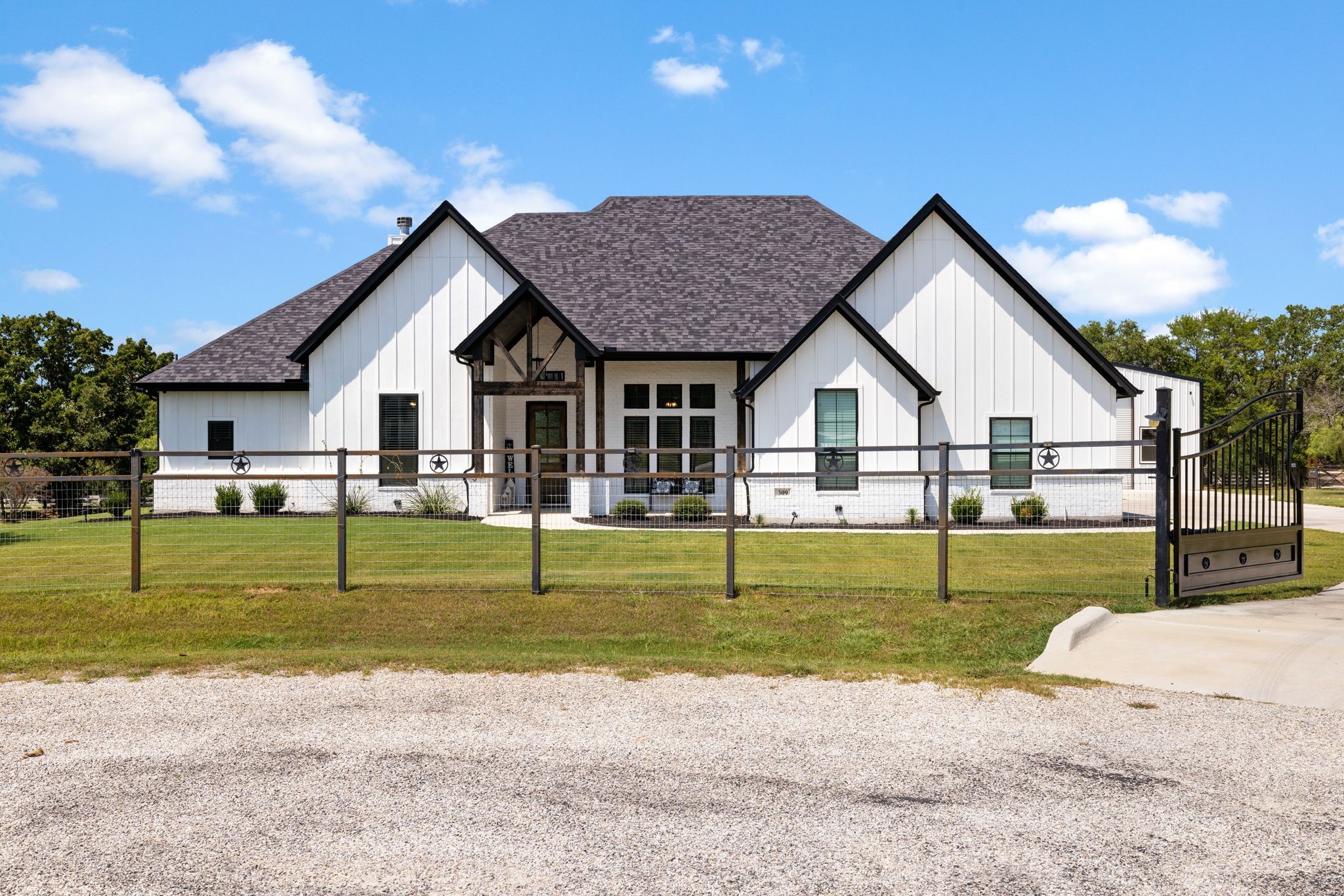 309 N Saddle Spur Court Weatherford TX 76087