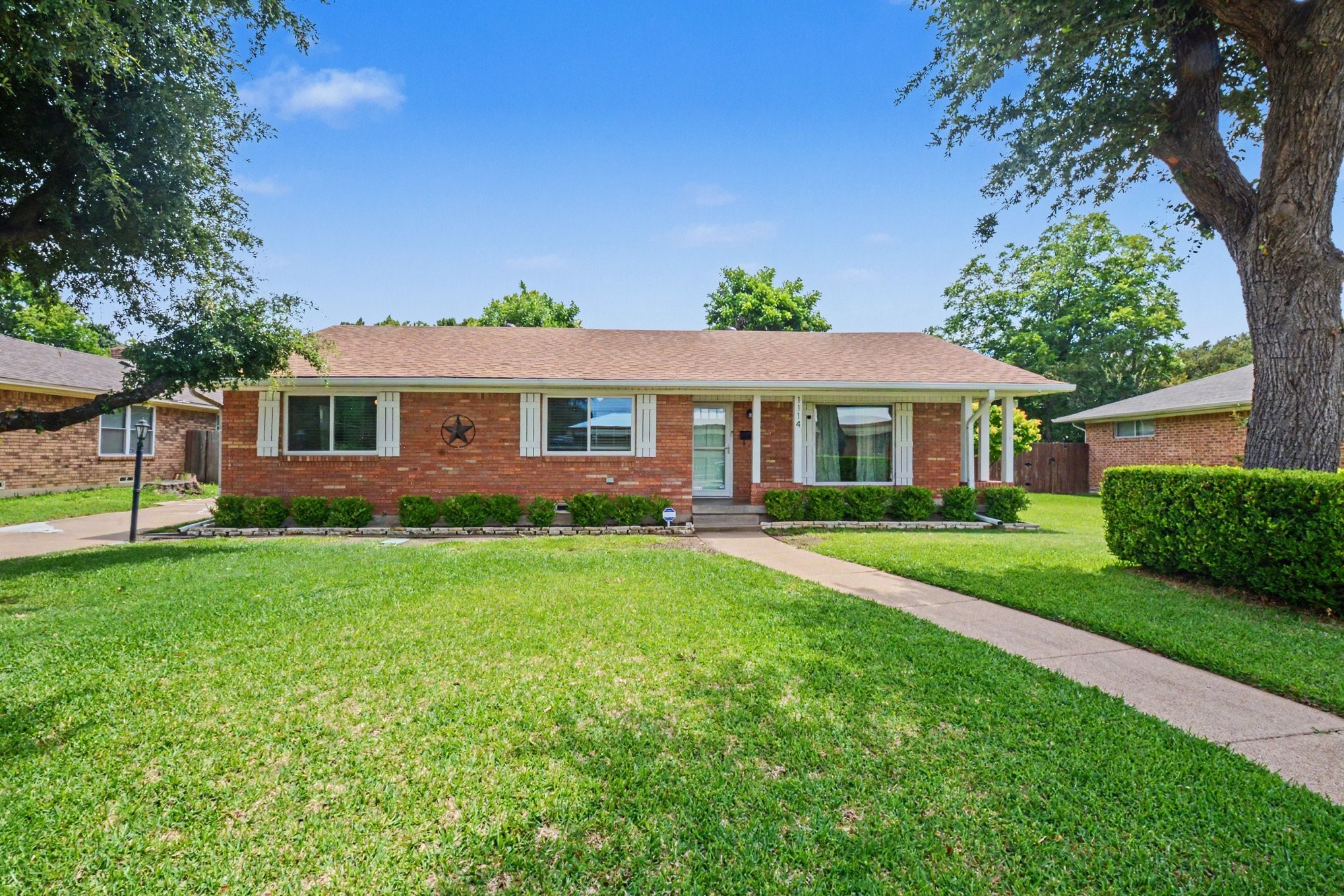 1114 Glouchester Drive Garland TX 75040