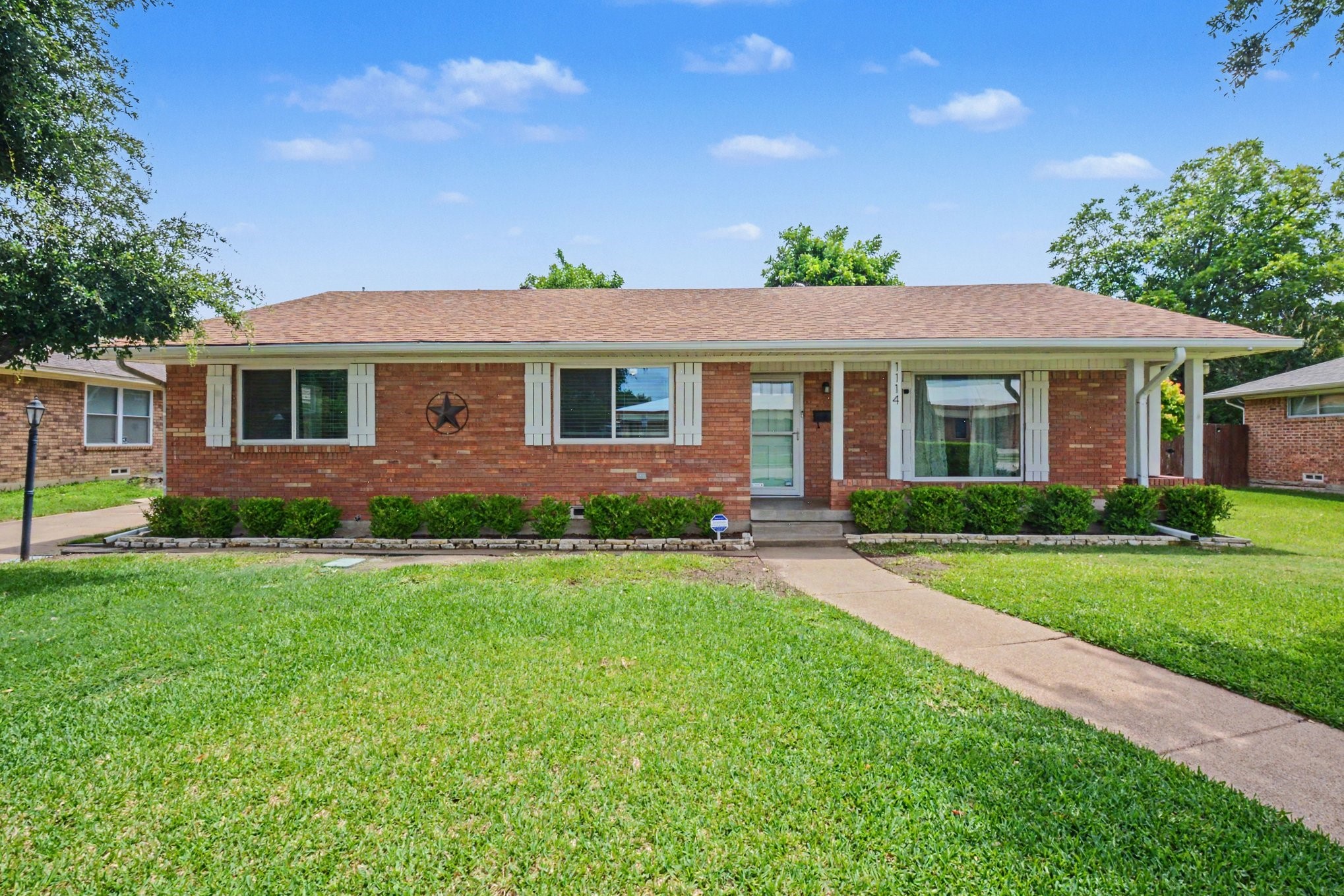 1114 Glouchester Drive Garland TX 75040