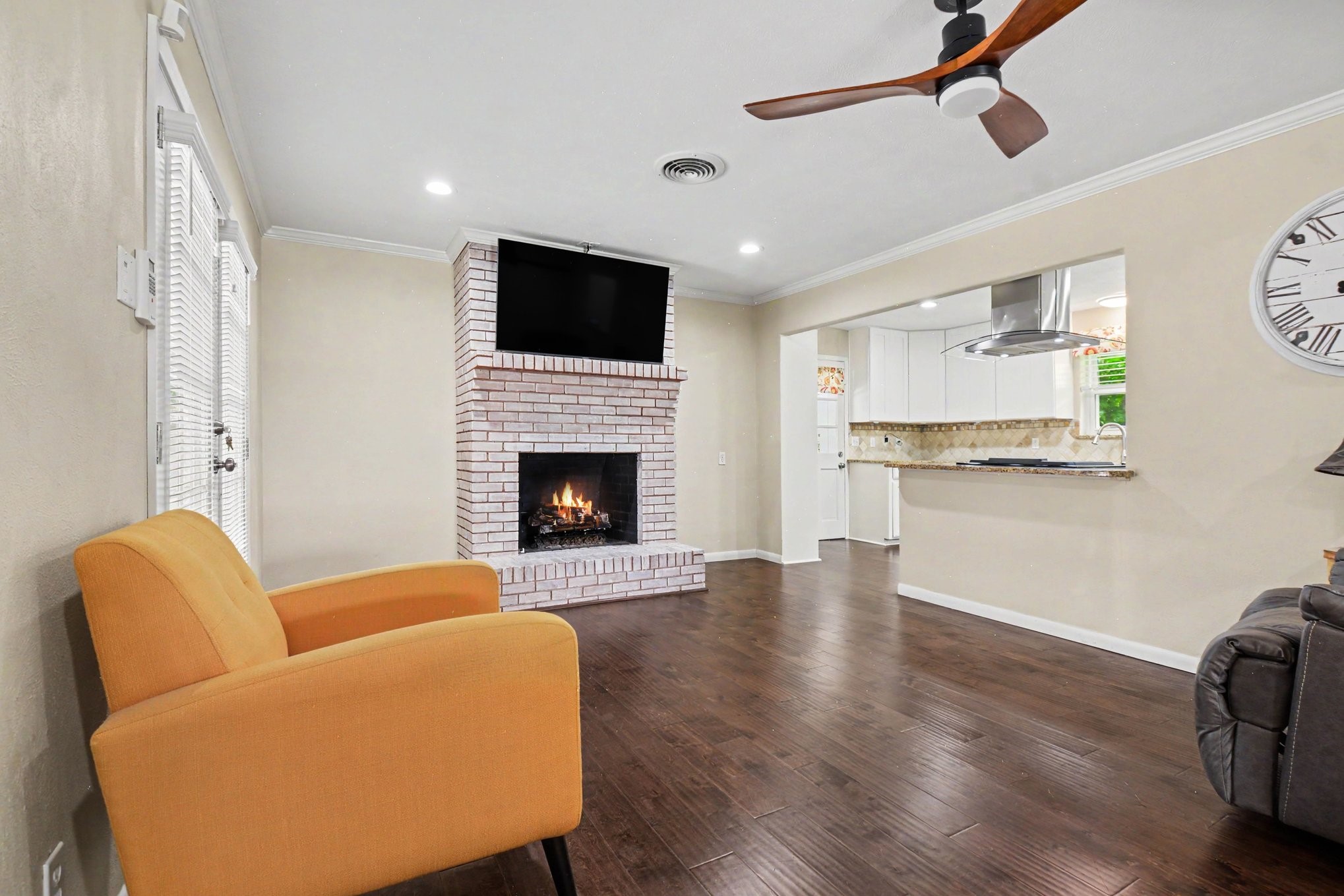 1114 Glouchester Drive Garland TX 75040