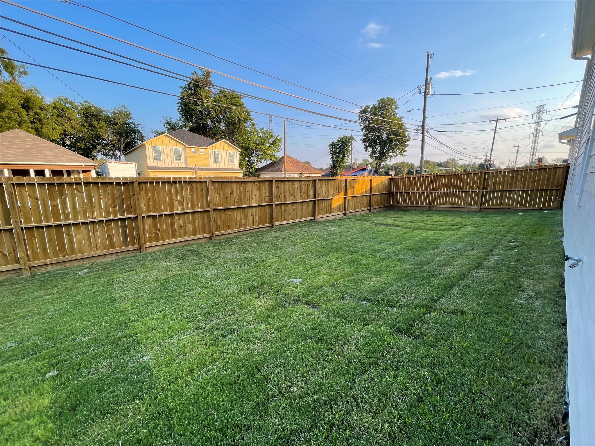 2725 1st Avenue Dallas TX 75210