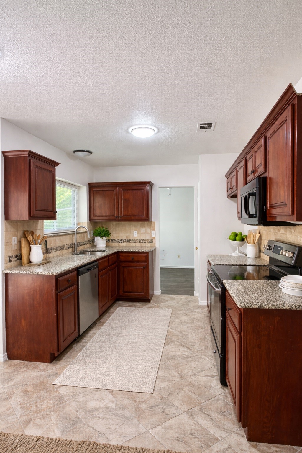 1929 Smokey Mountain Trail Mesquite TX 75149