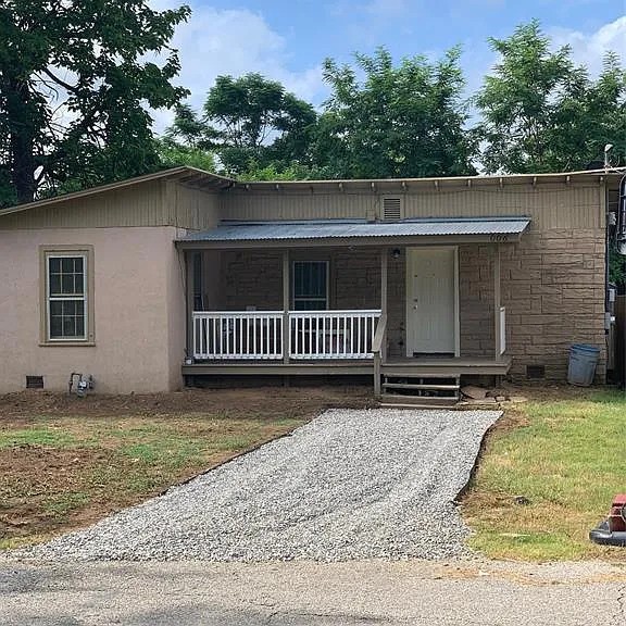 1006 Chase Street Denison TX 75020