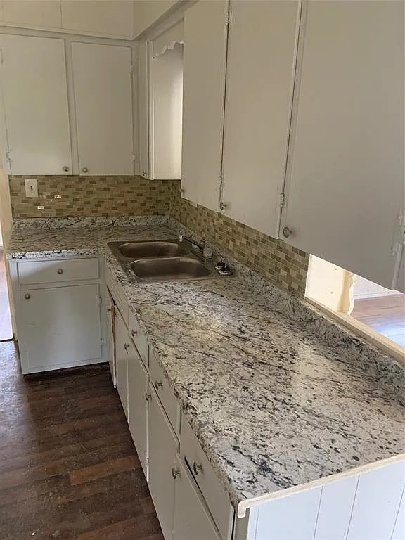 1006 Chase Street Denison TX 75020