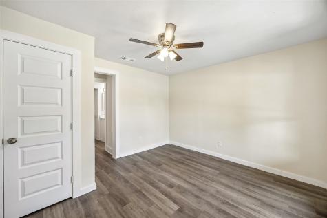 1265 E Maddox Avenue Fort Worth TX 76104