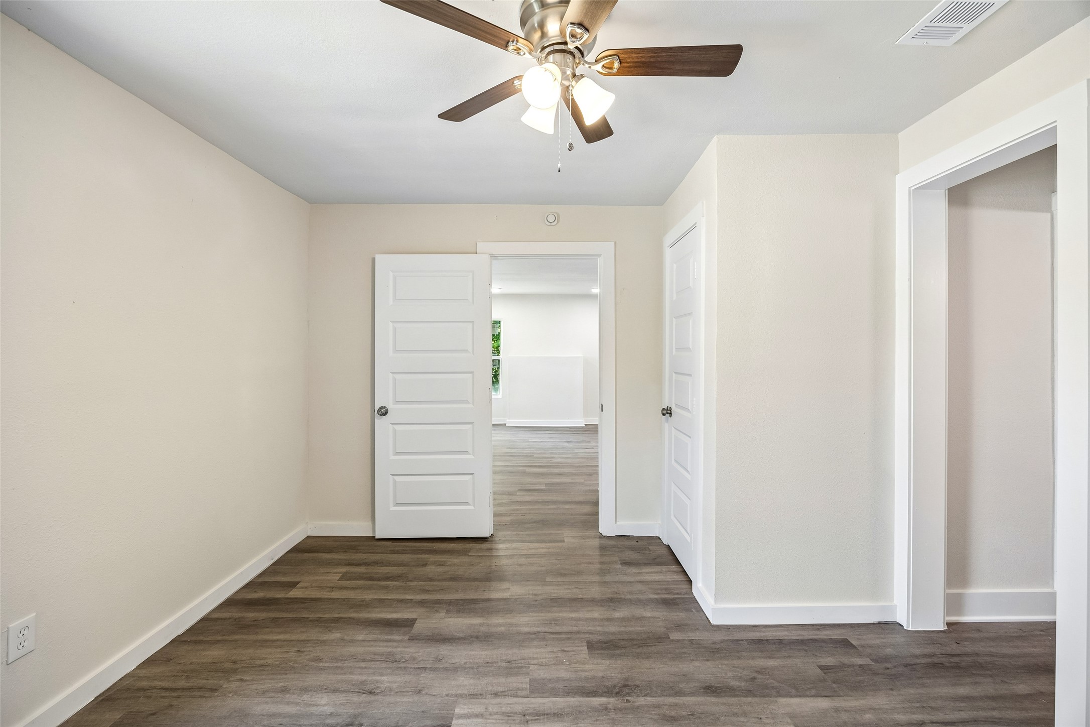 1265 E Maddox Avenue Fort Worth TX 76104