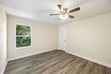 1265 E Maddox Avenue Fort Worth TX 76104