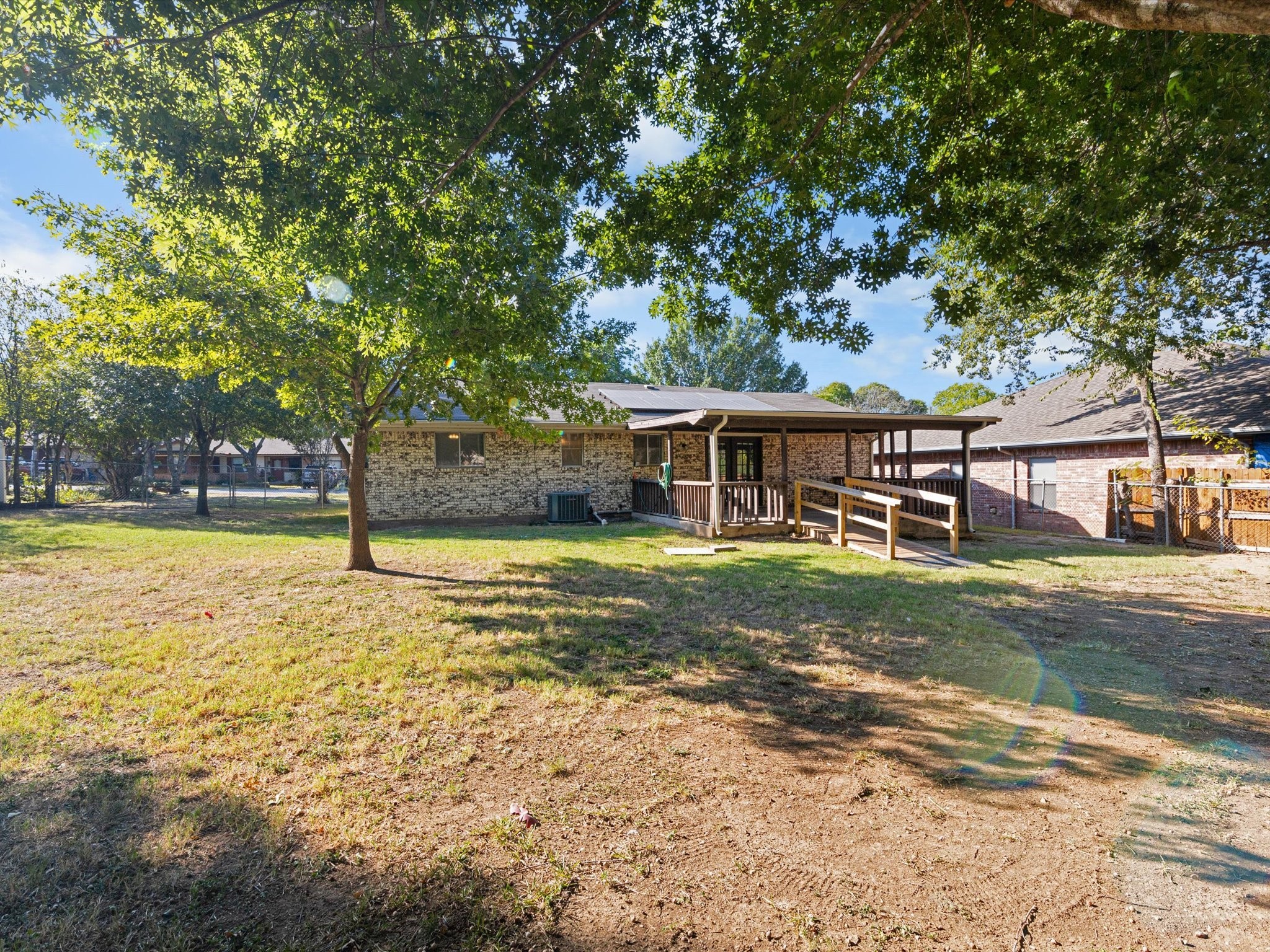 220 Sperry Lane Red Oak TX 75154