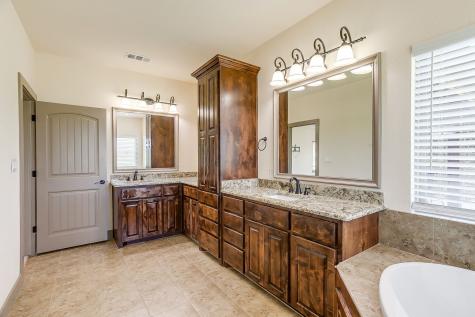 770 County Road 1346 Chico TX 76431