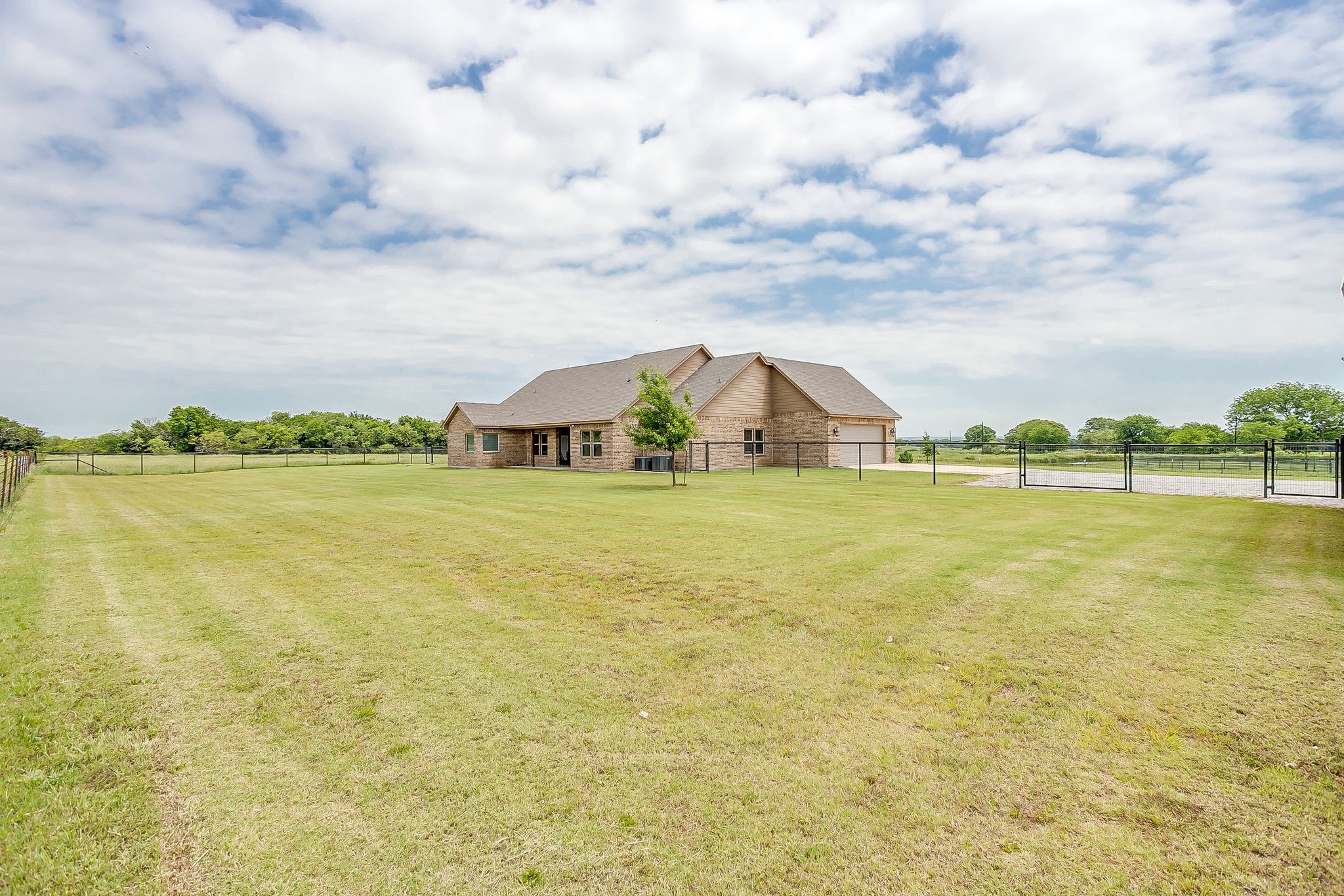 770 County Road 1346 Chico TX 76431