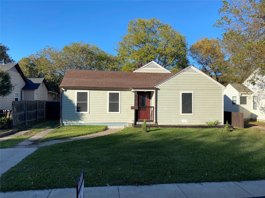 1642 Ash Street Grand Prairie TX 75050