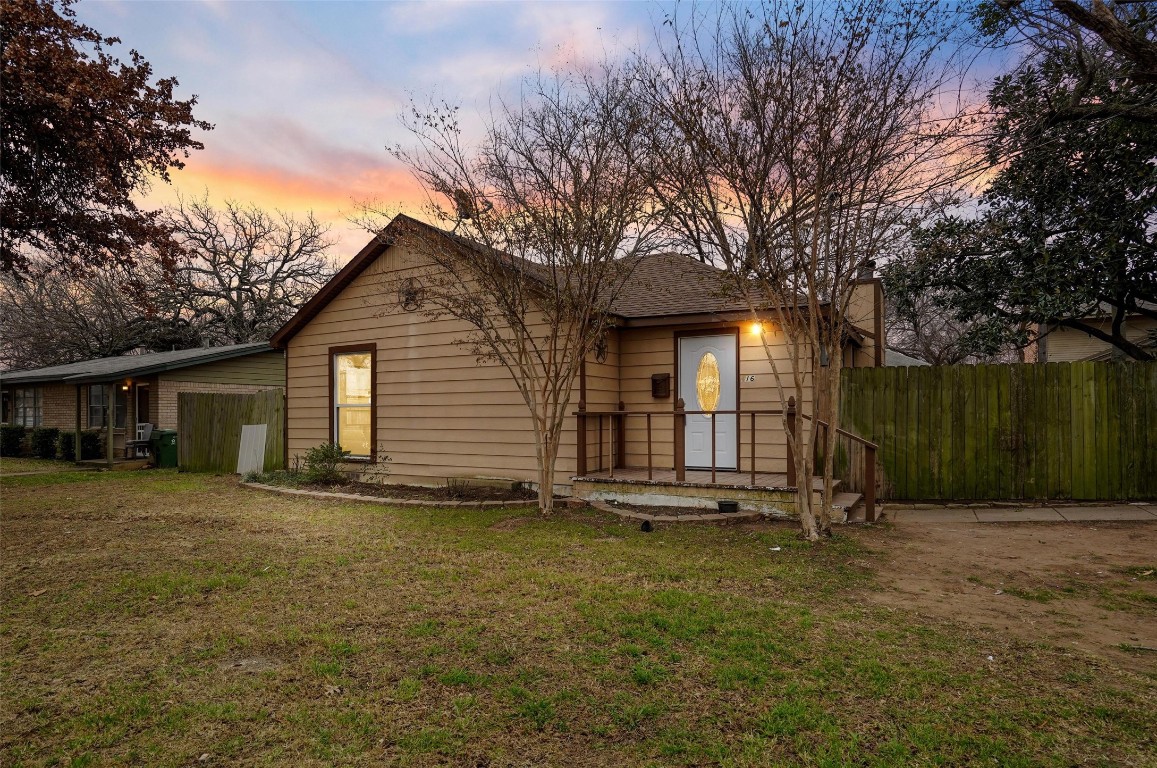 916 W Sanford Street Arlington TX 76012
