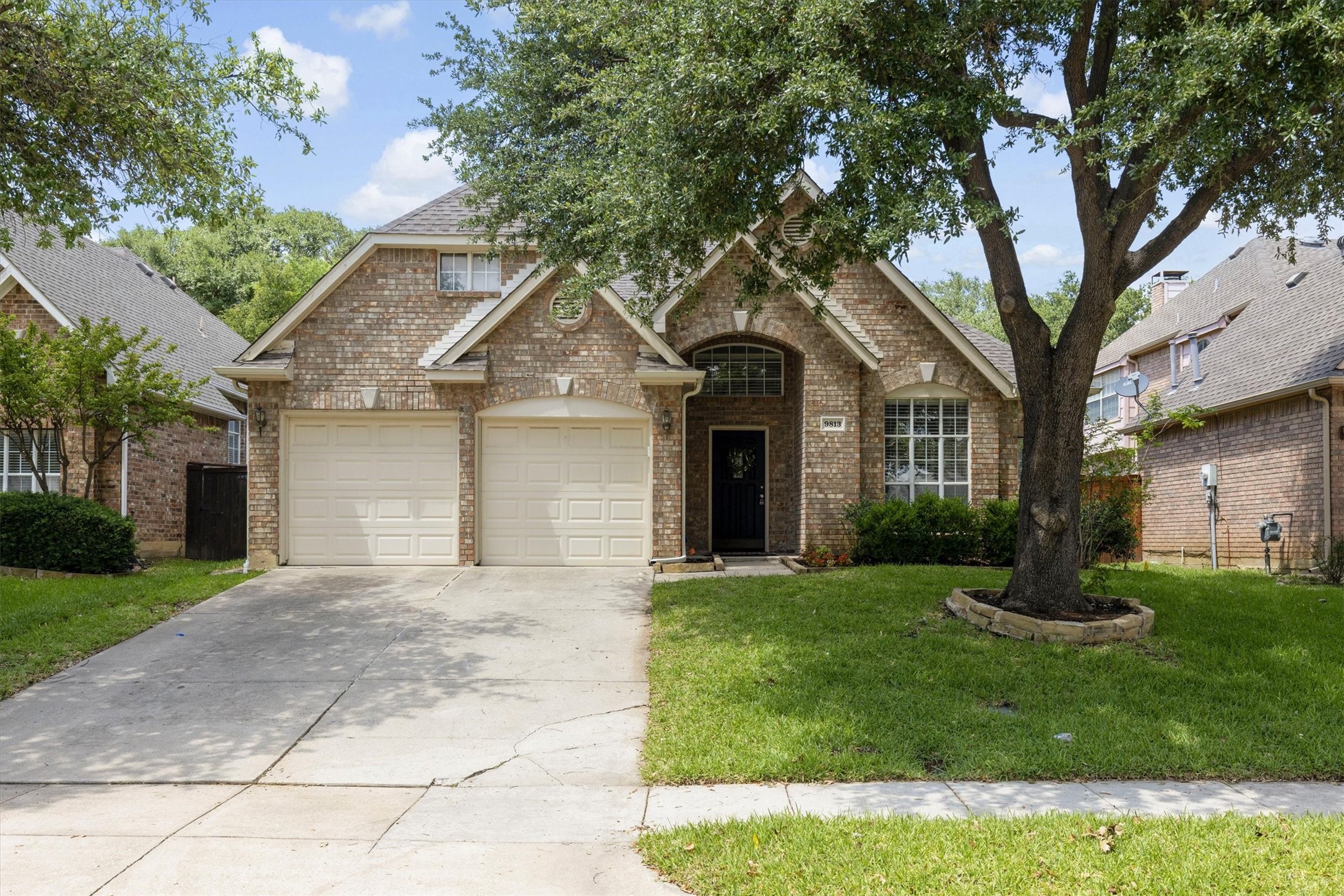 9813 Cliffside Drive Irving TX 75063