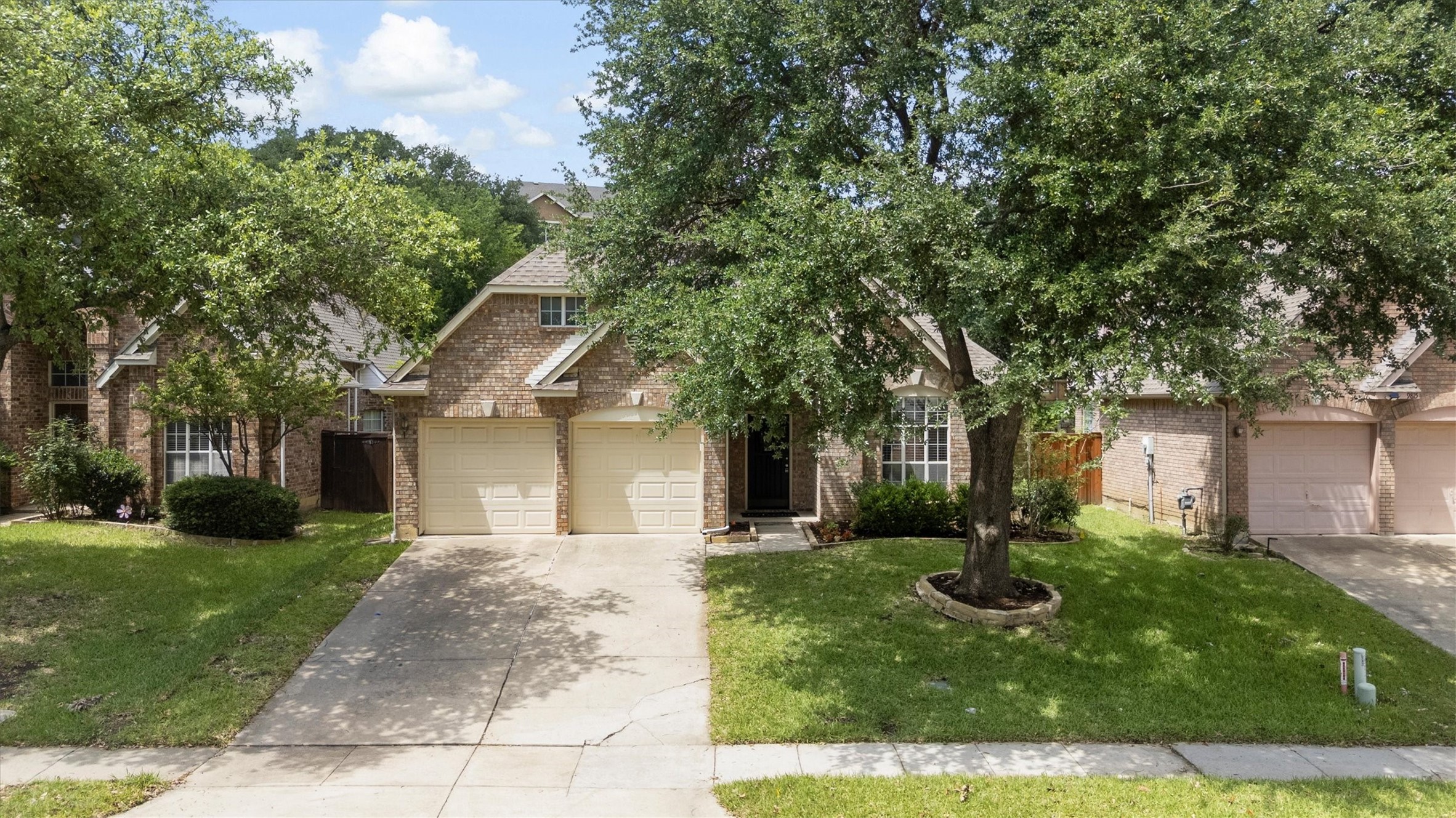 9813 Cliffside Drive Irving TX 75063