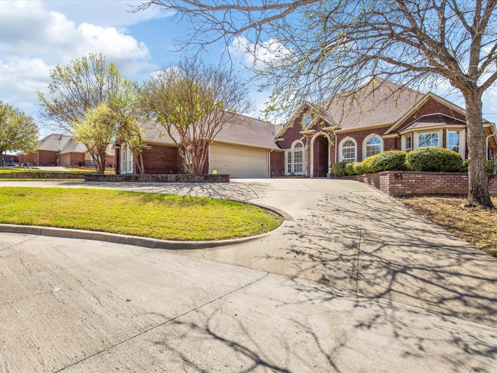 5 Pond View Court Mansfield TX 76063