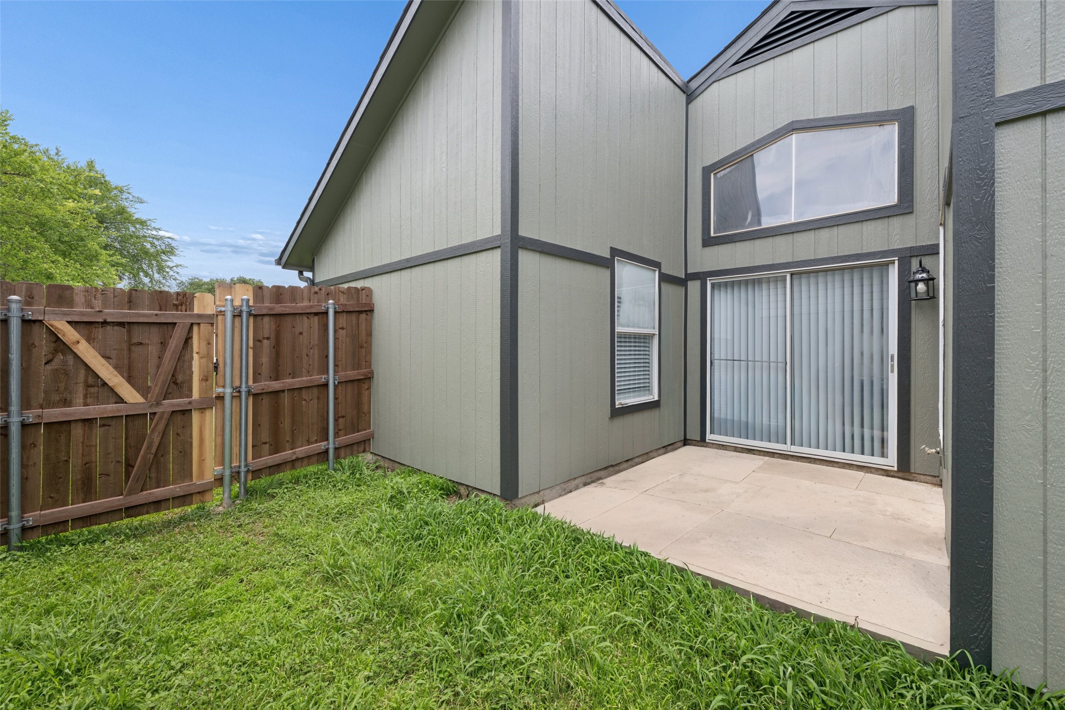 1803 Scottsdale Drive Arlington TX 76018