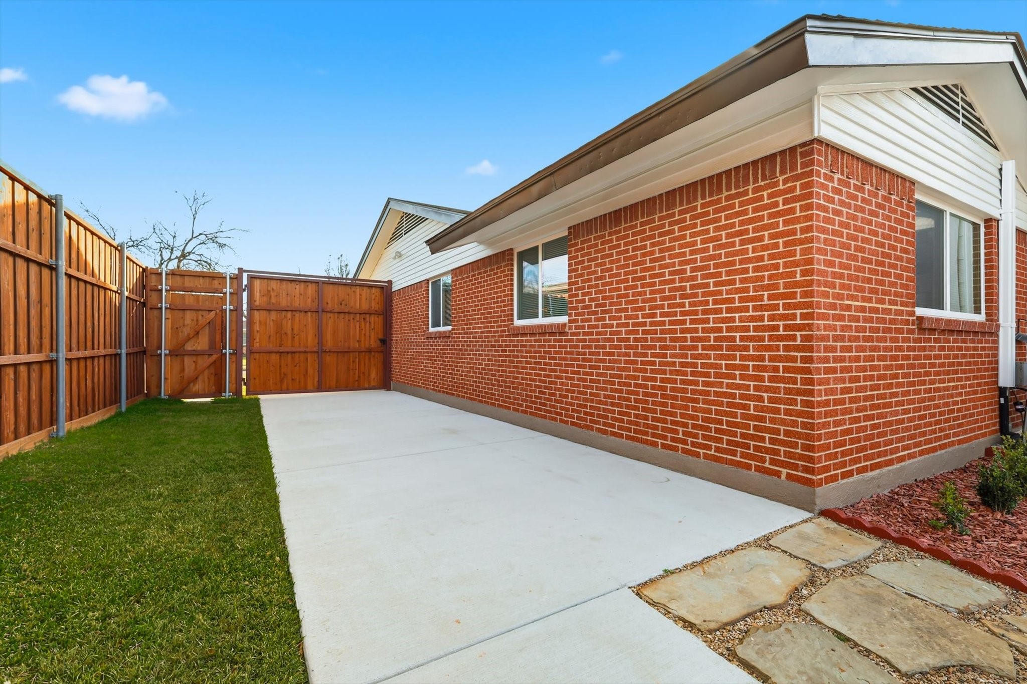 1917 Provincetown Lane Richardson TX 75080