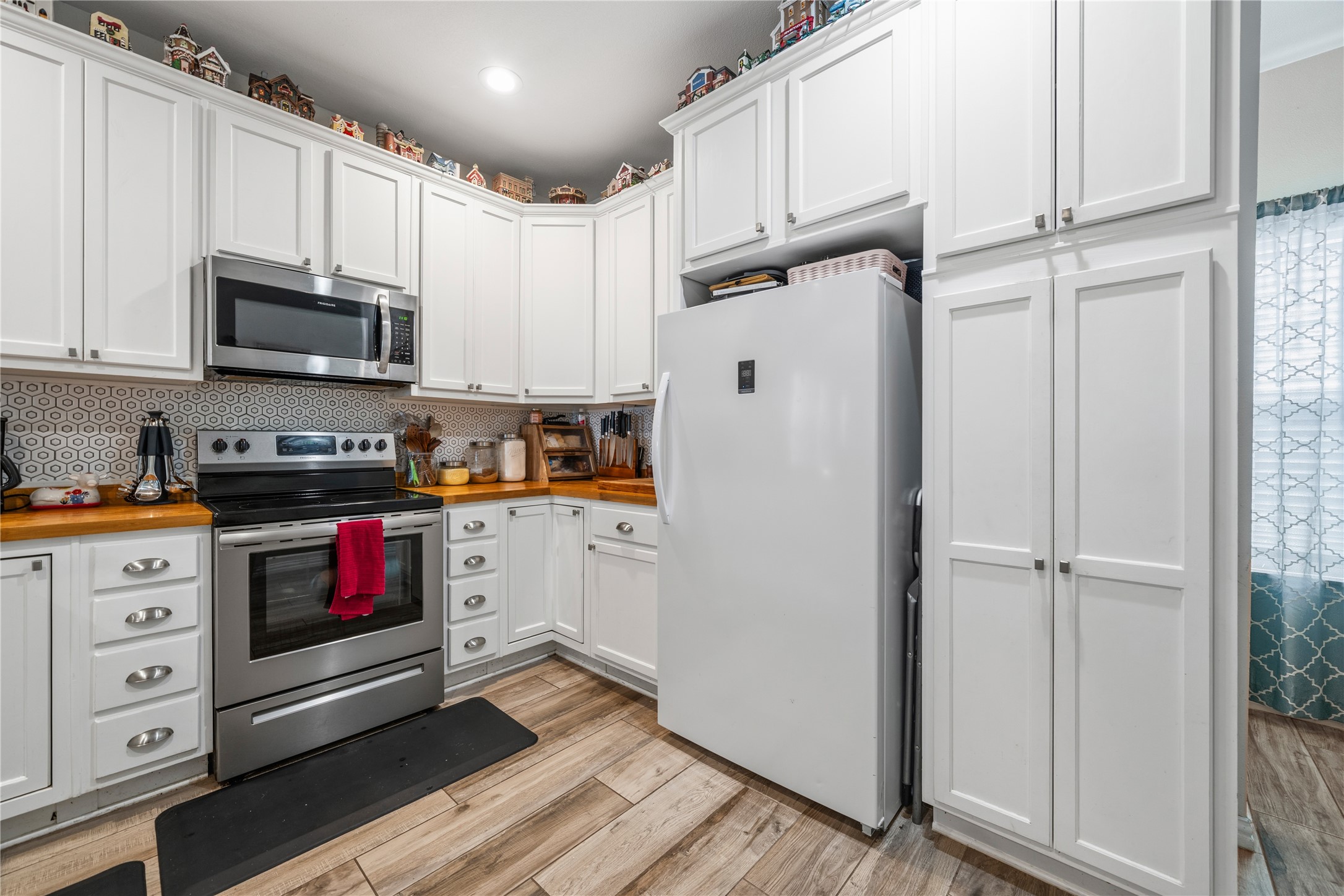 105 S 6th Street Celeste TX 75423