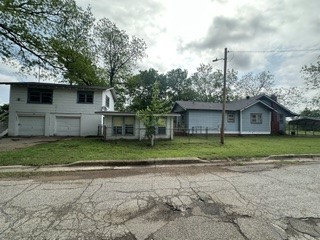 324 W Plum Street Durant OK 74701