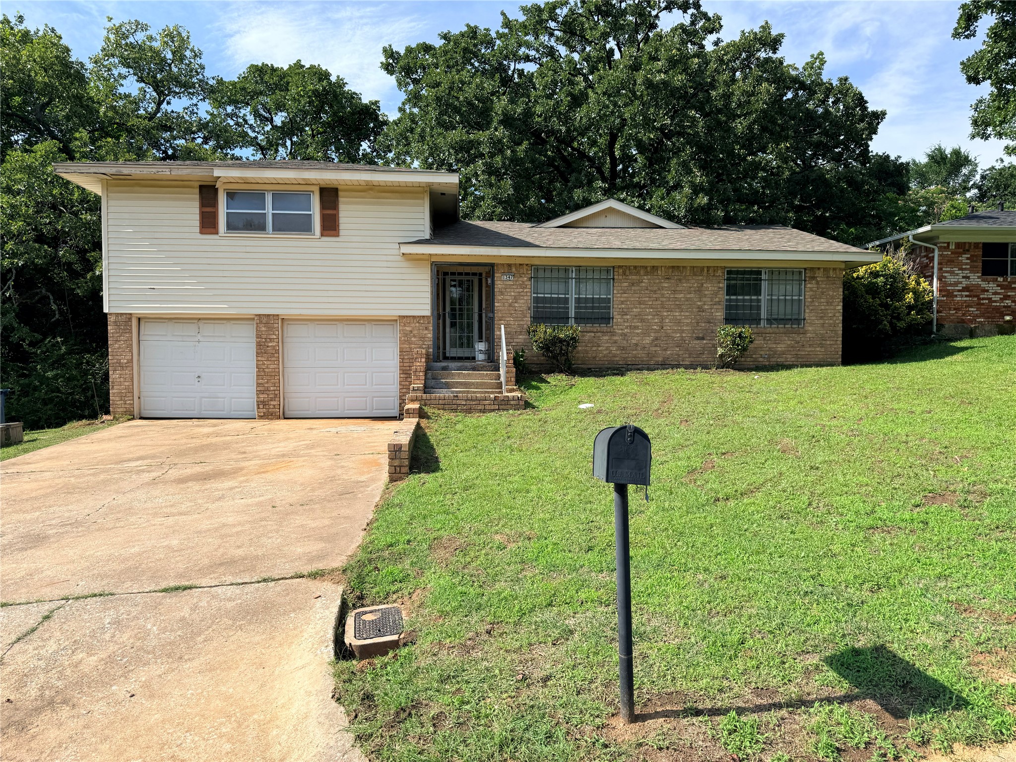 1347 Crestview Drive Denison TX 75020