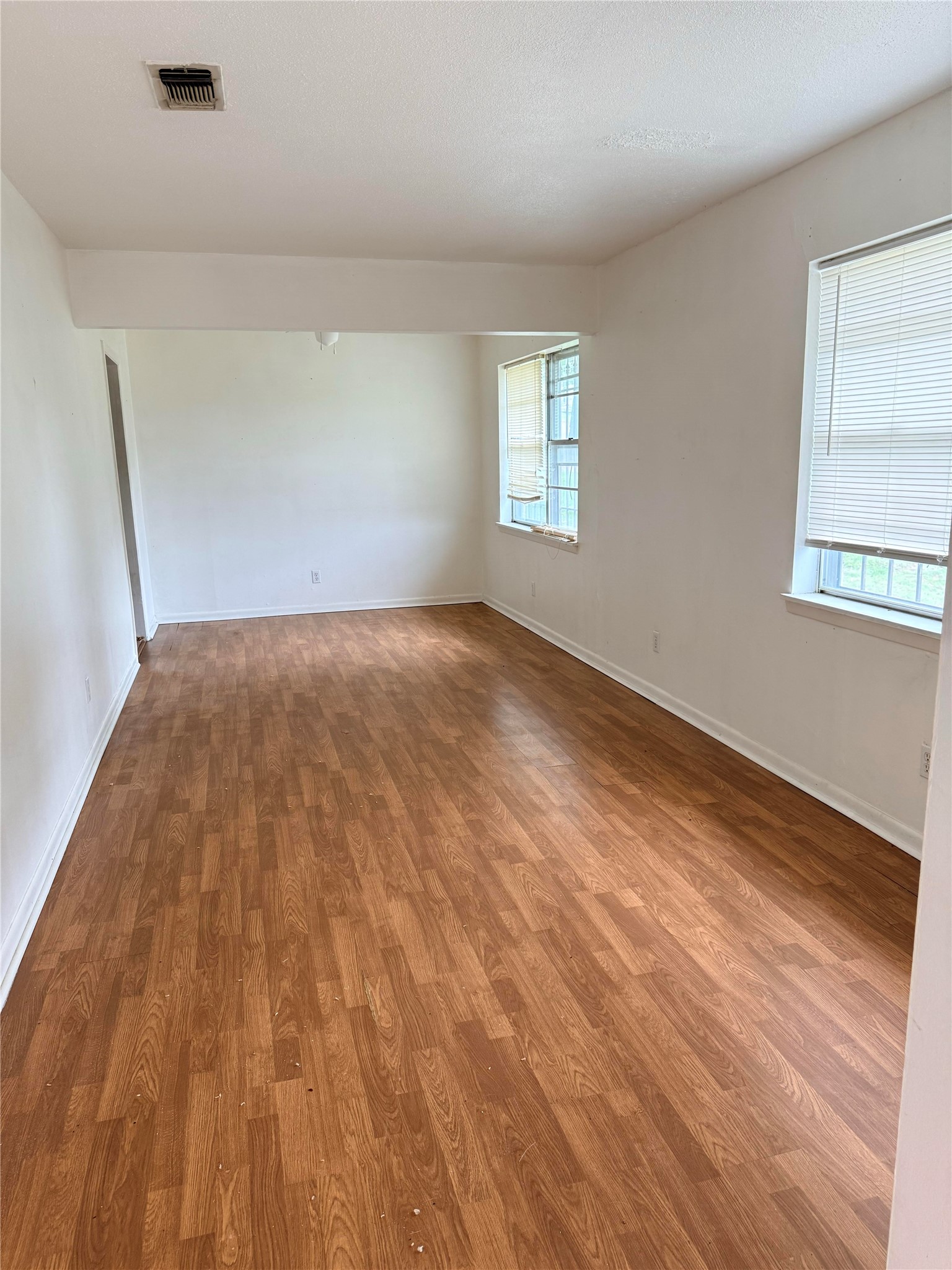 1347 Crestview Drive Denison TX 75020