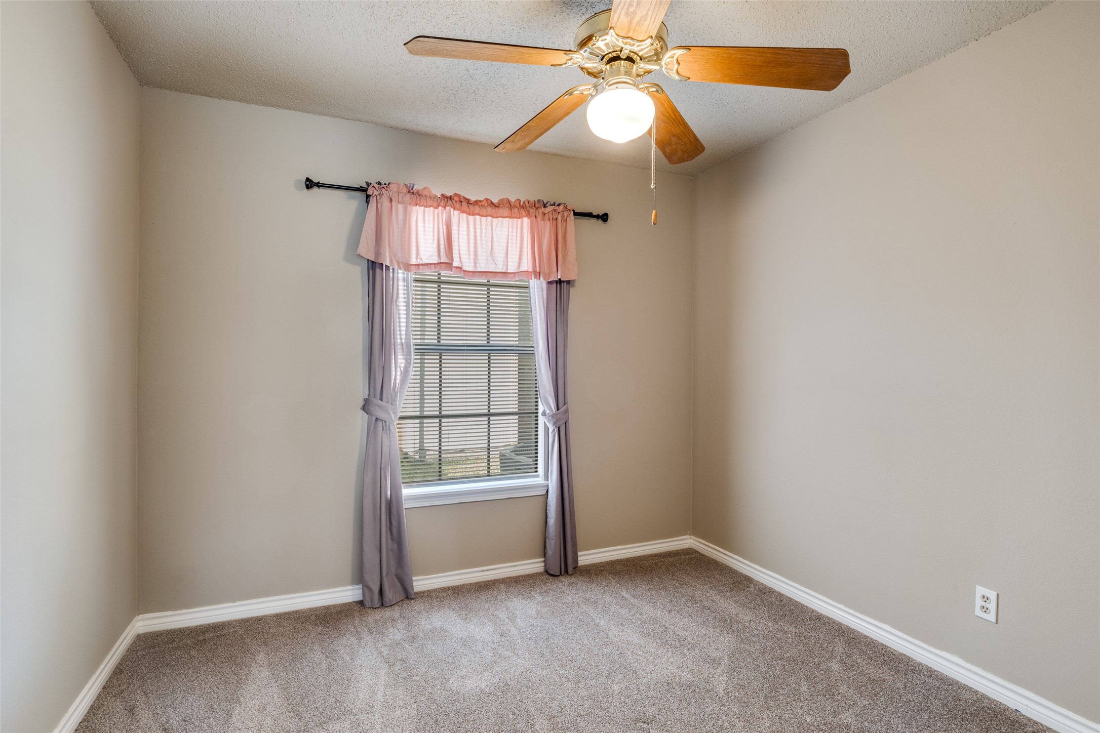 2709 Deer Creek Court Garland TX 75040