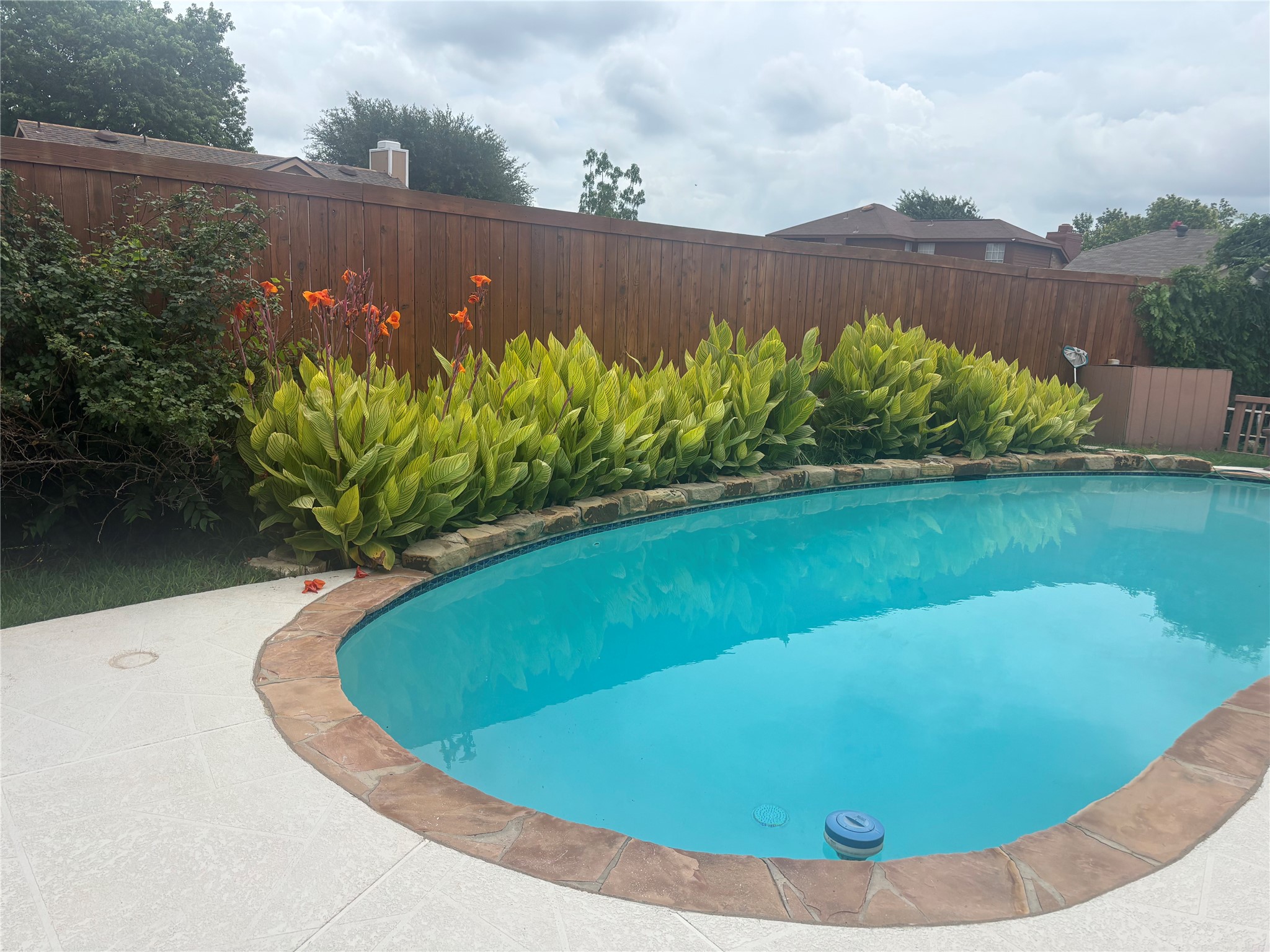 2709 Deer Creek Court Garland TX 75040