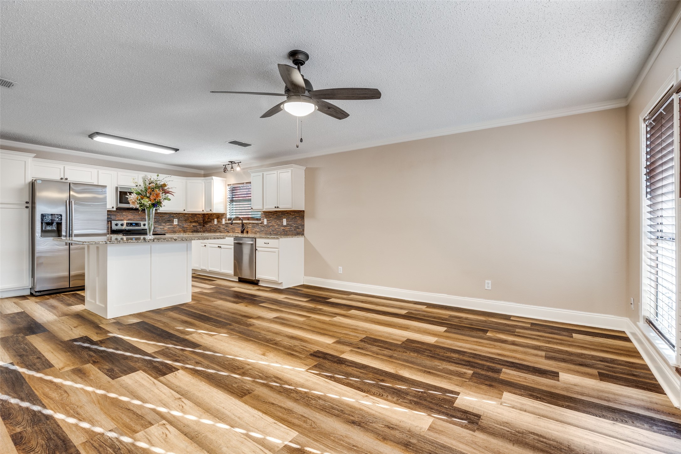 2709 Deer Creek Court Garland TX 75040