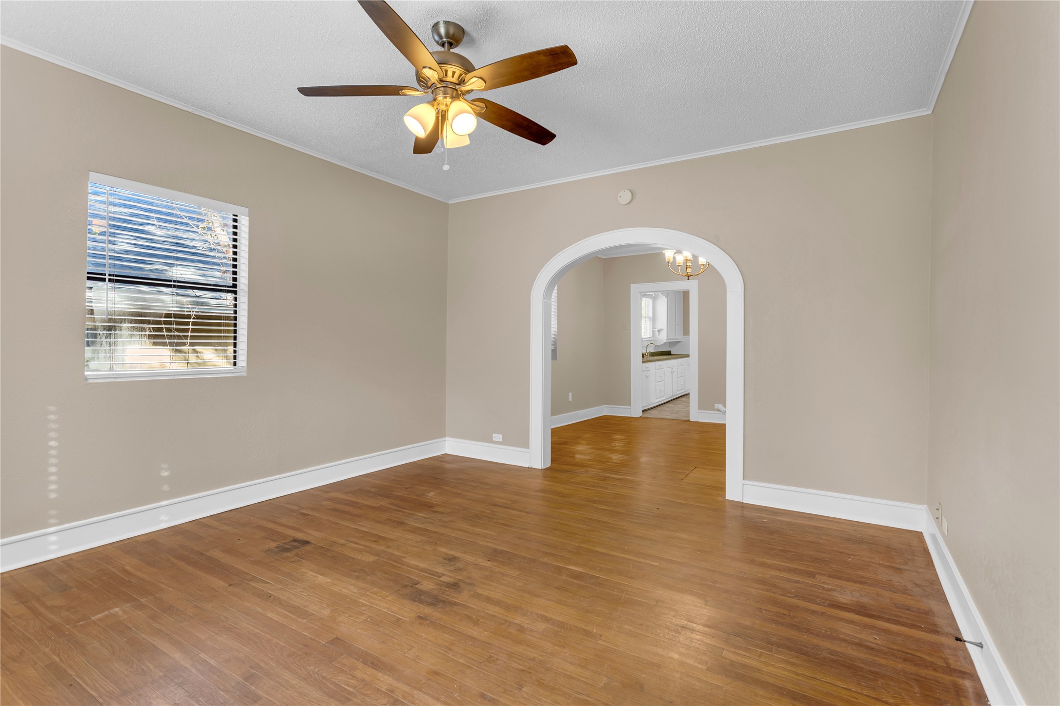 513 W Texas Street Denison TX 75020