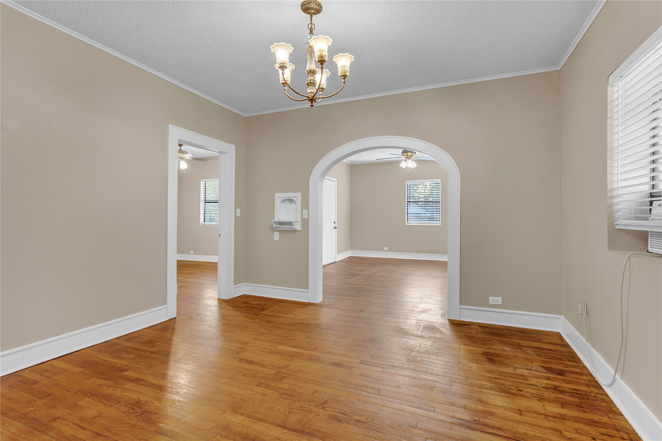 513 W Texas Street Denison TX 75020