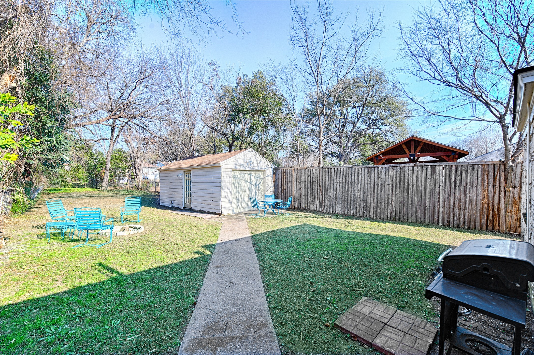 1707 Homewood Place Dallas TX 75224