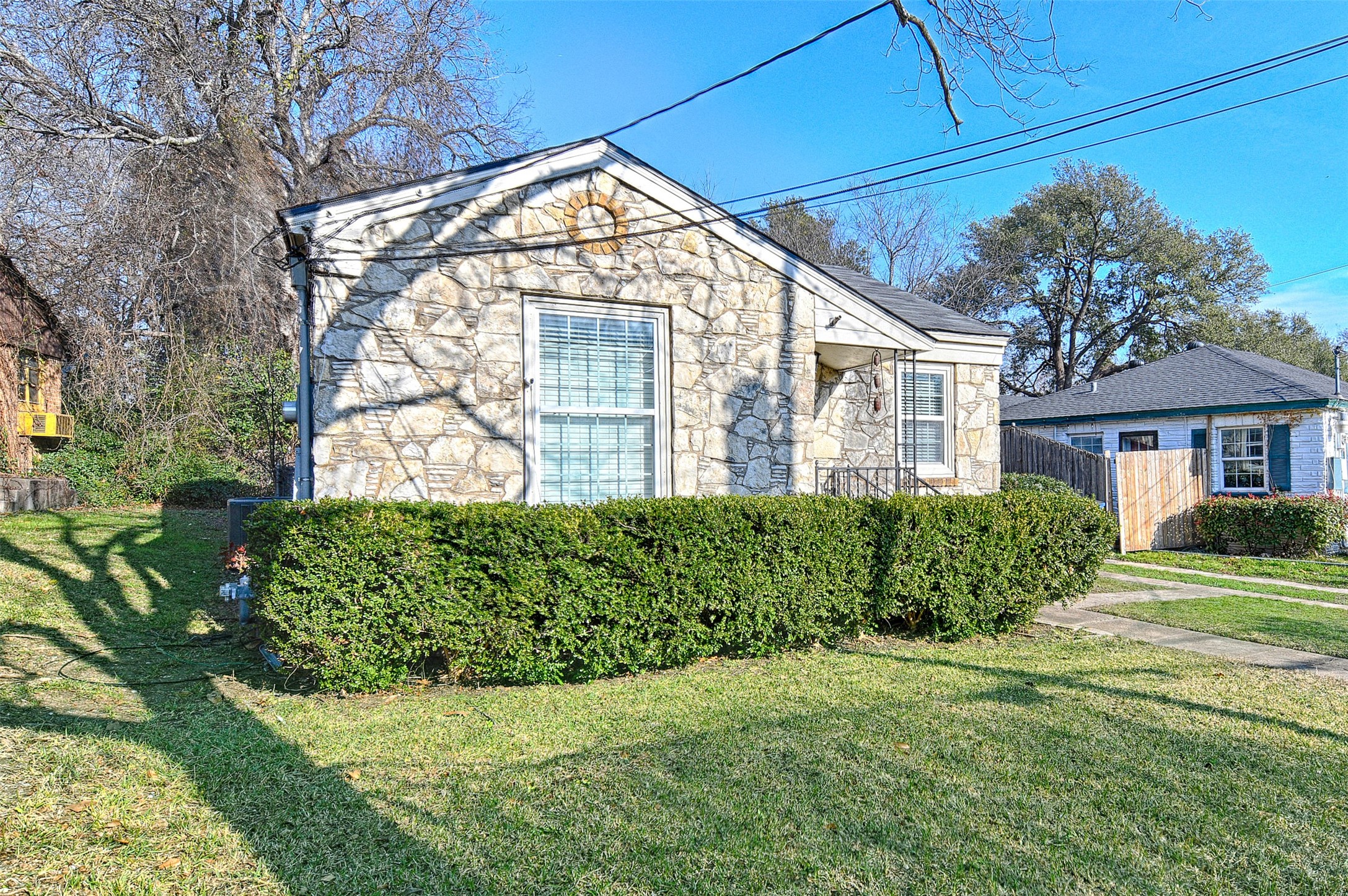 1707 Homewood Place Dallas TX 75224
