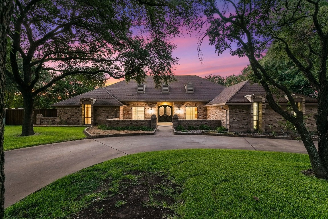 1341 Green Hills Court Duncanville TX 75137