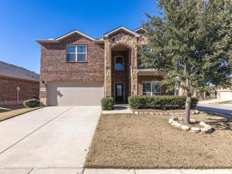 1300 Red River Drive Aubrey TX 76227