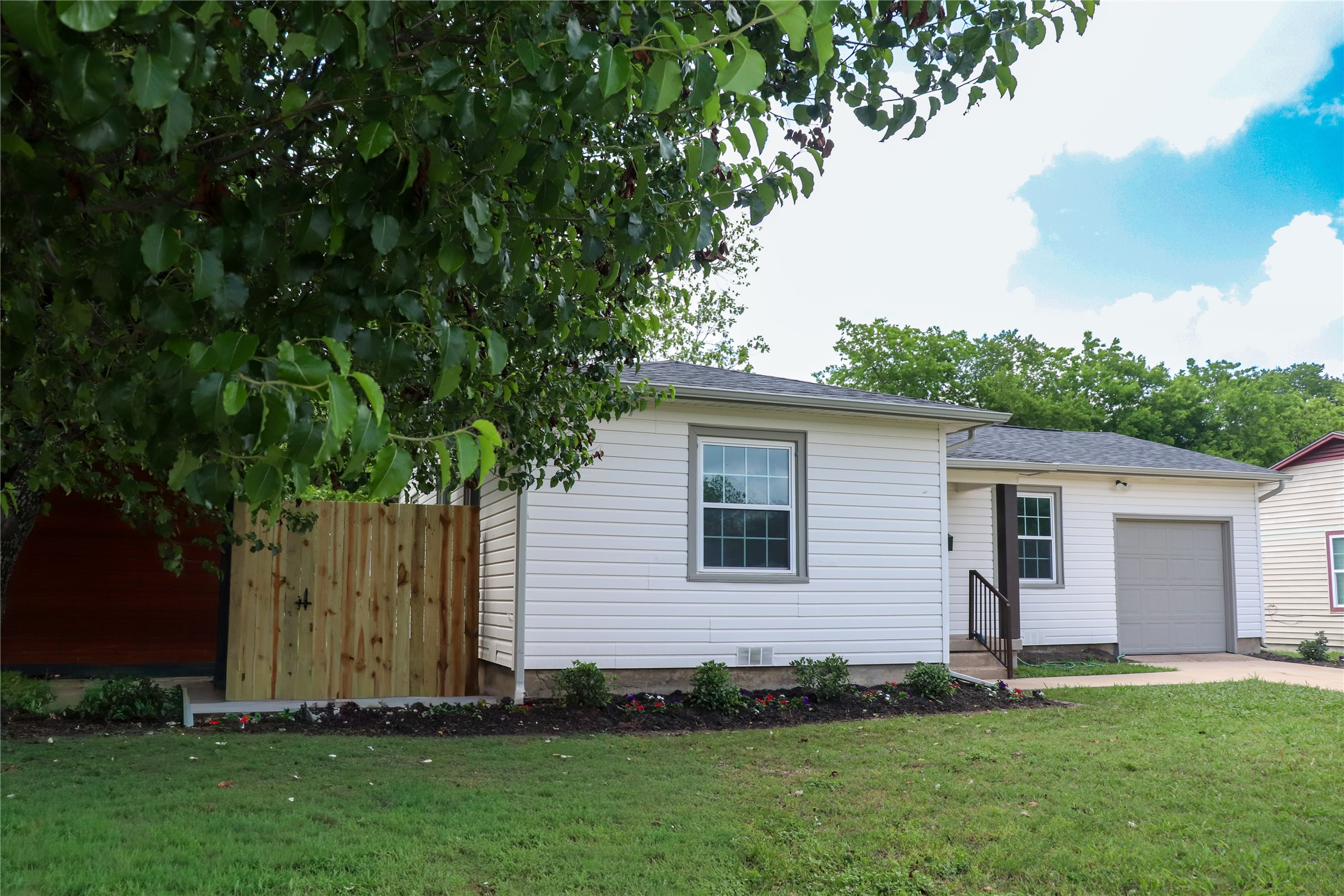 309 Brunswick Lane Mesquite TX 75149