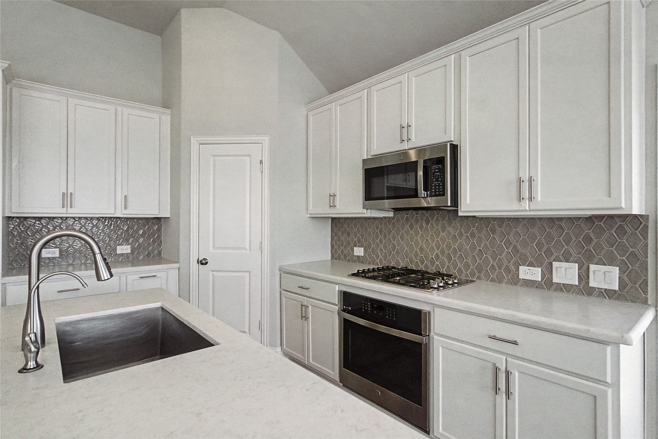 2614 Dakota Circle Corinth TX 76210
