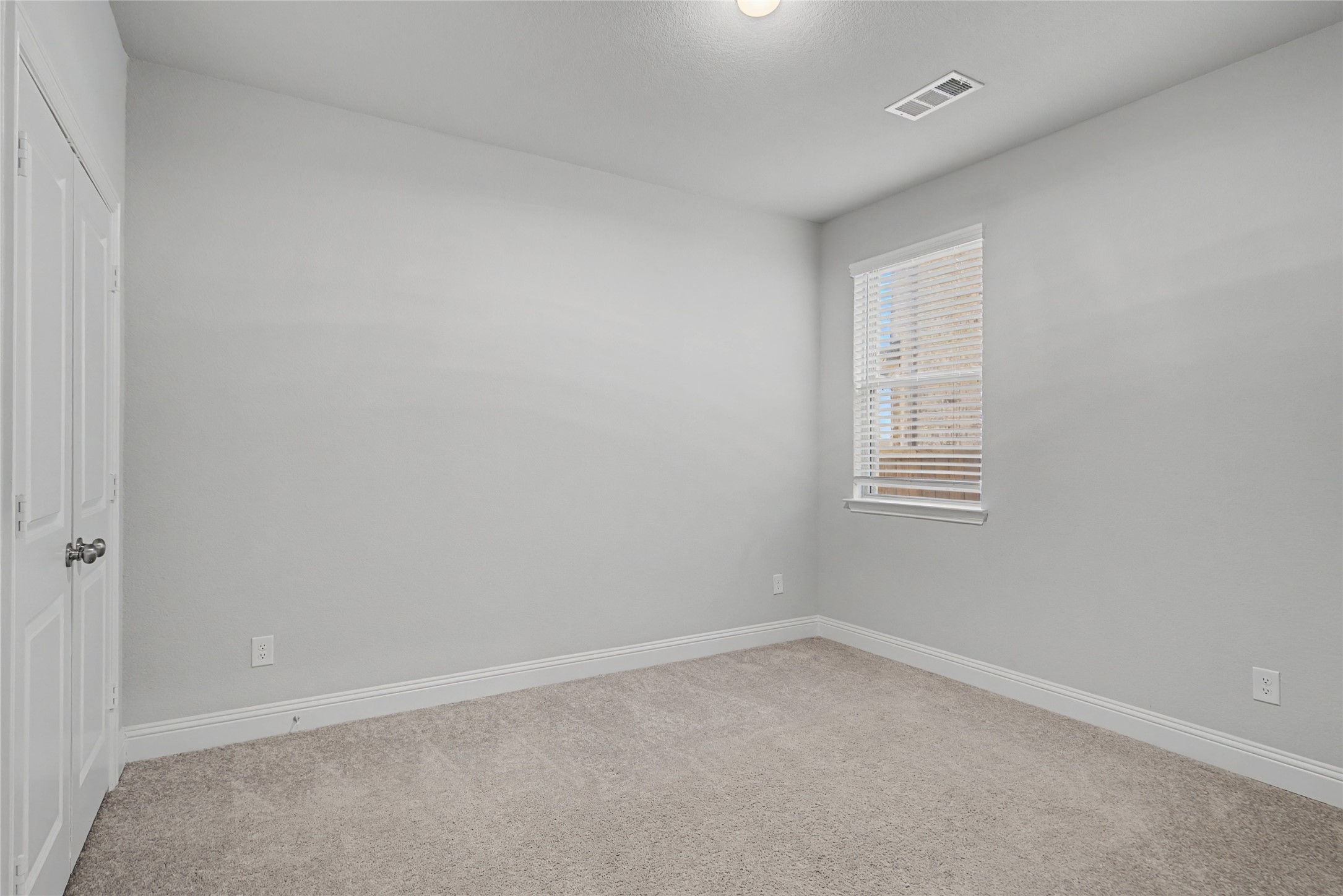 2614 Dakota Circle Corinth TX 76210