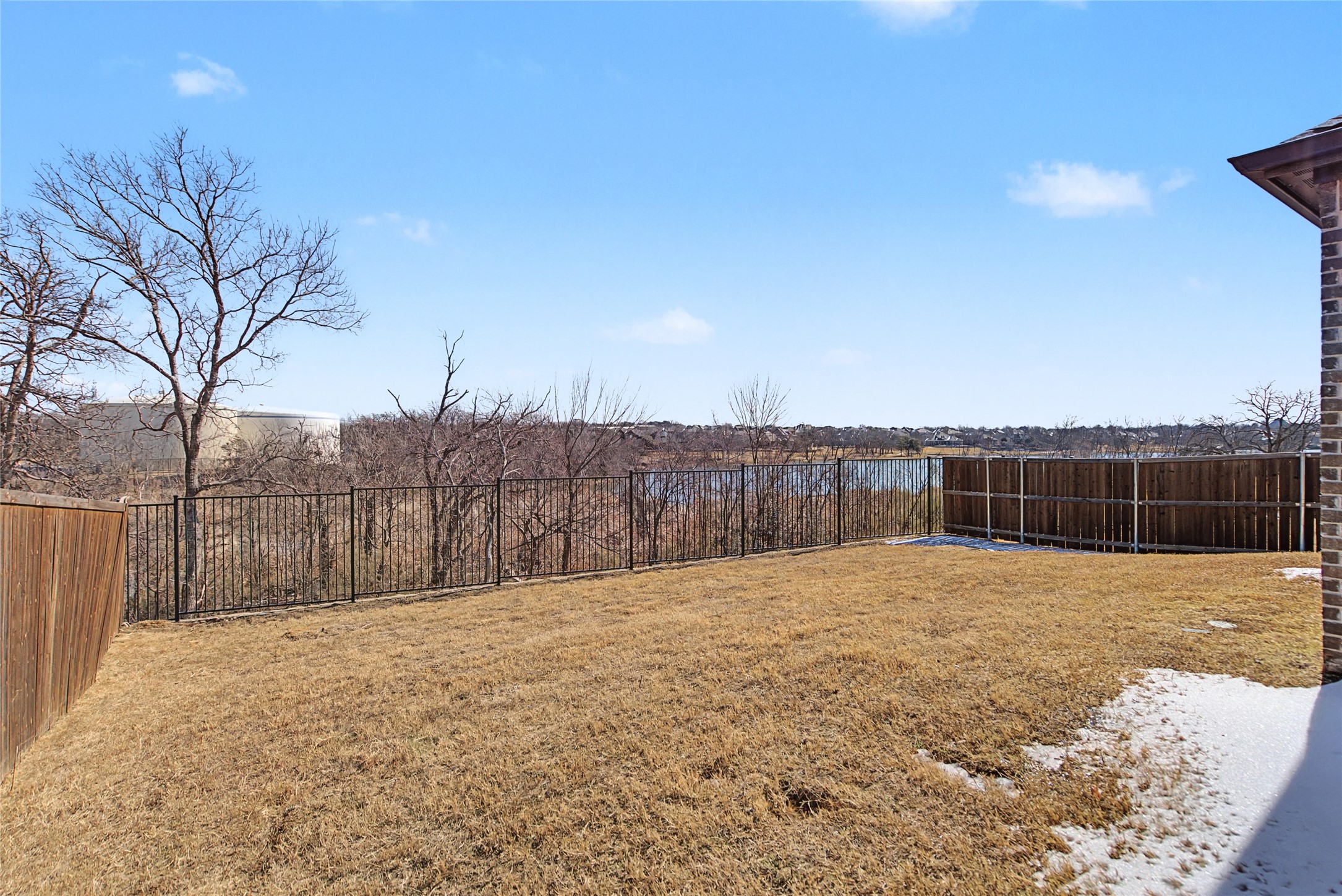 2614 Dakota Circle Corinth TX 76210